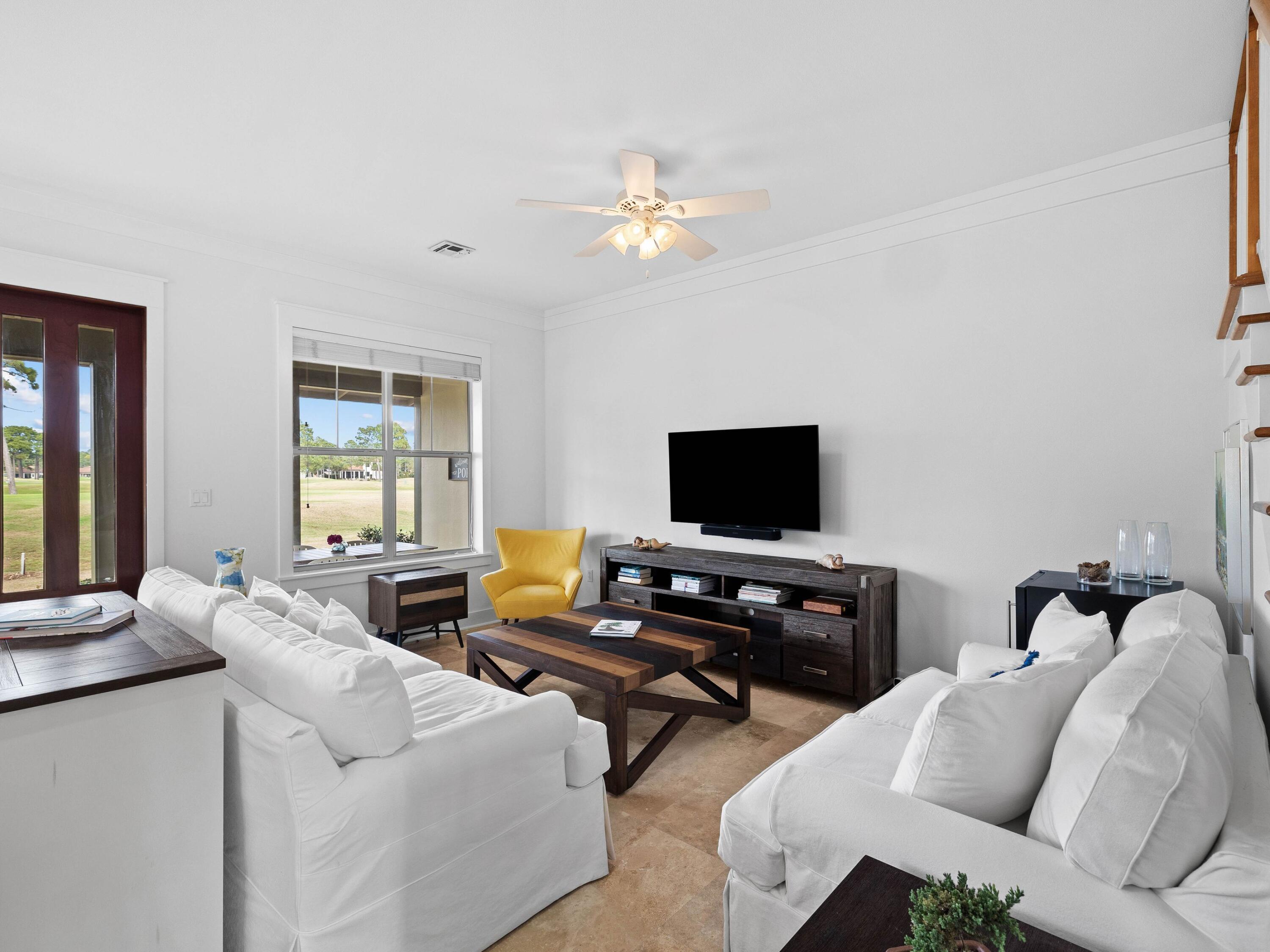 MAGNOLIA BAY - Residential