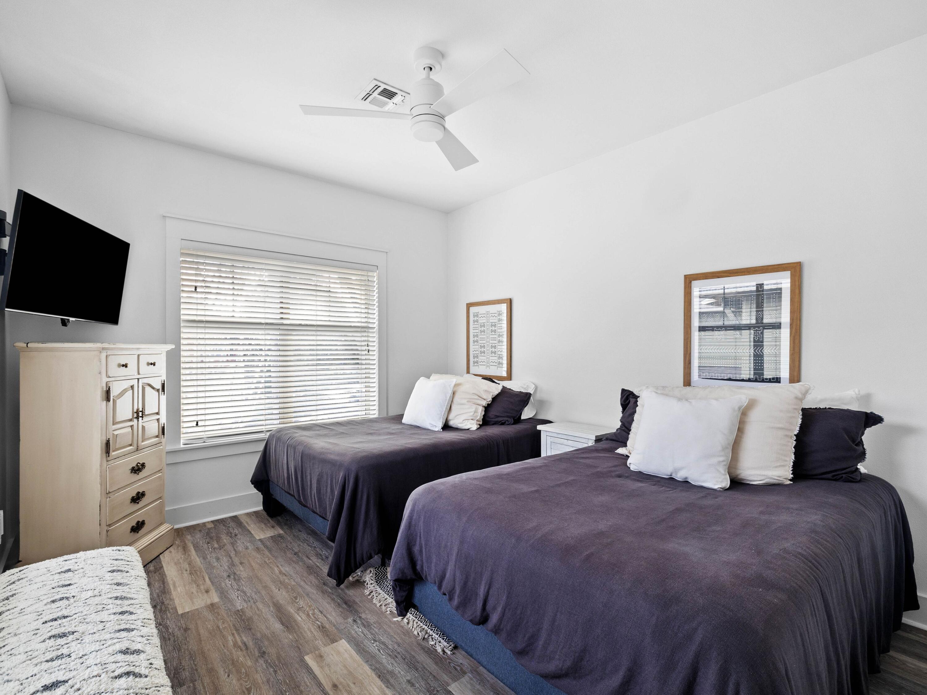 MAGNOLIA BAY - Residential