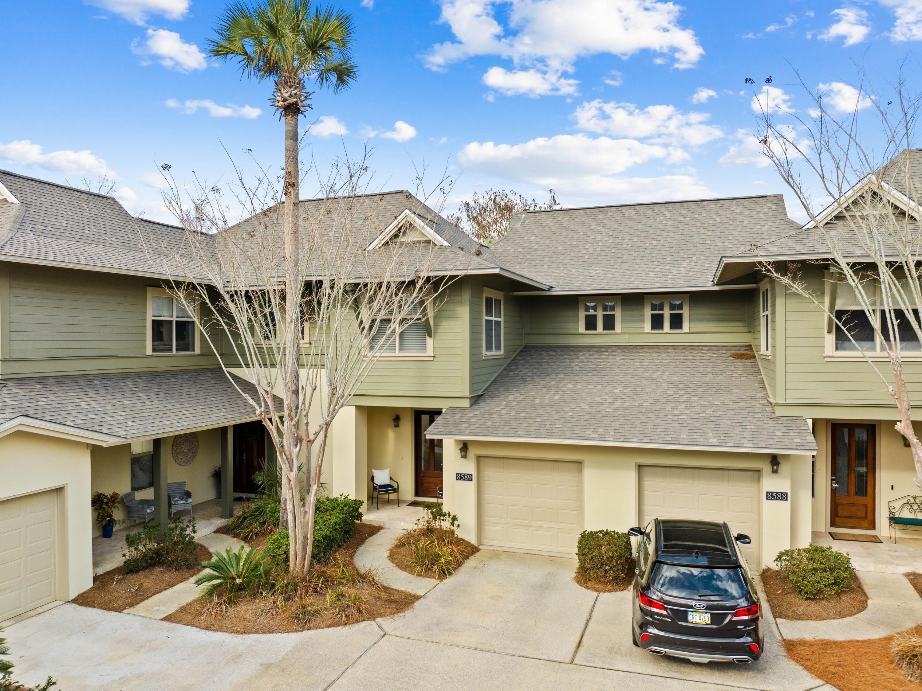 MAGNOLIA BAY - Residential
