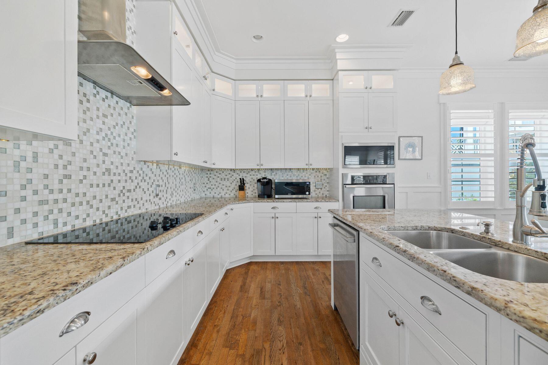 BEACH HIGHLANDS - Residential