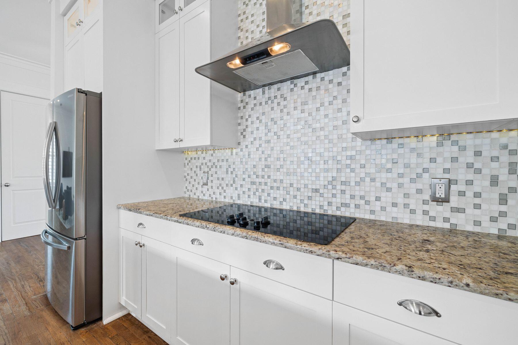 BEACH HIGHLANDS - Residential