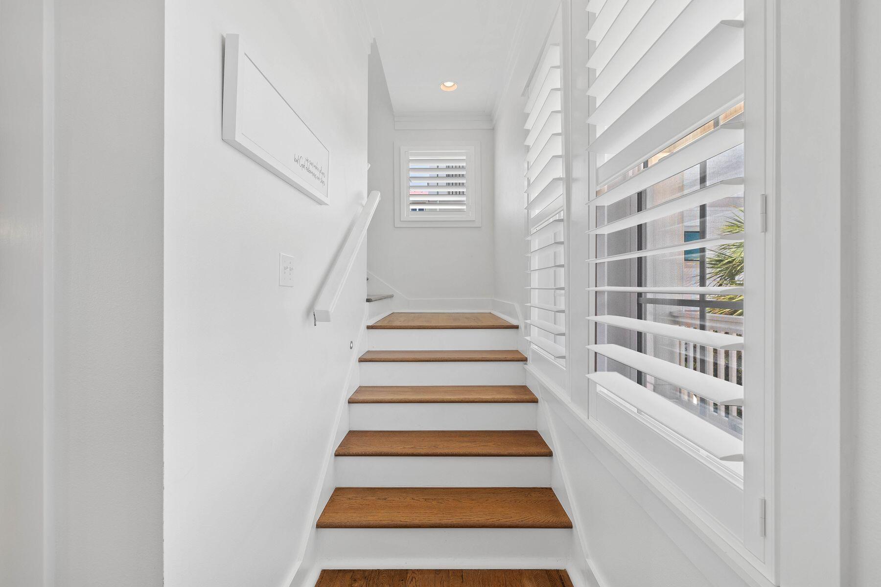 BEACH HIGHLANDS - Residential