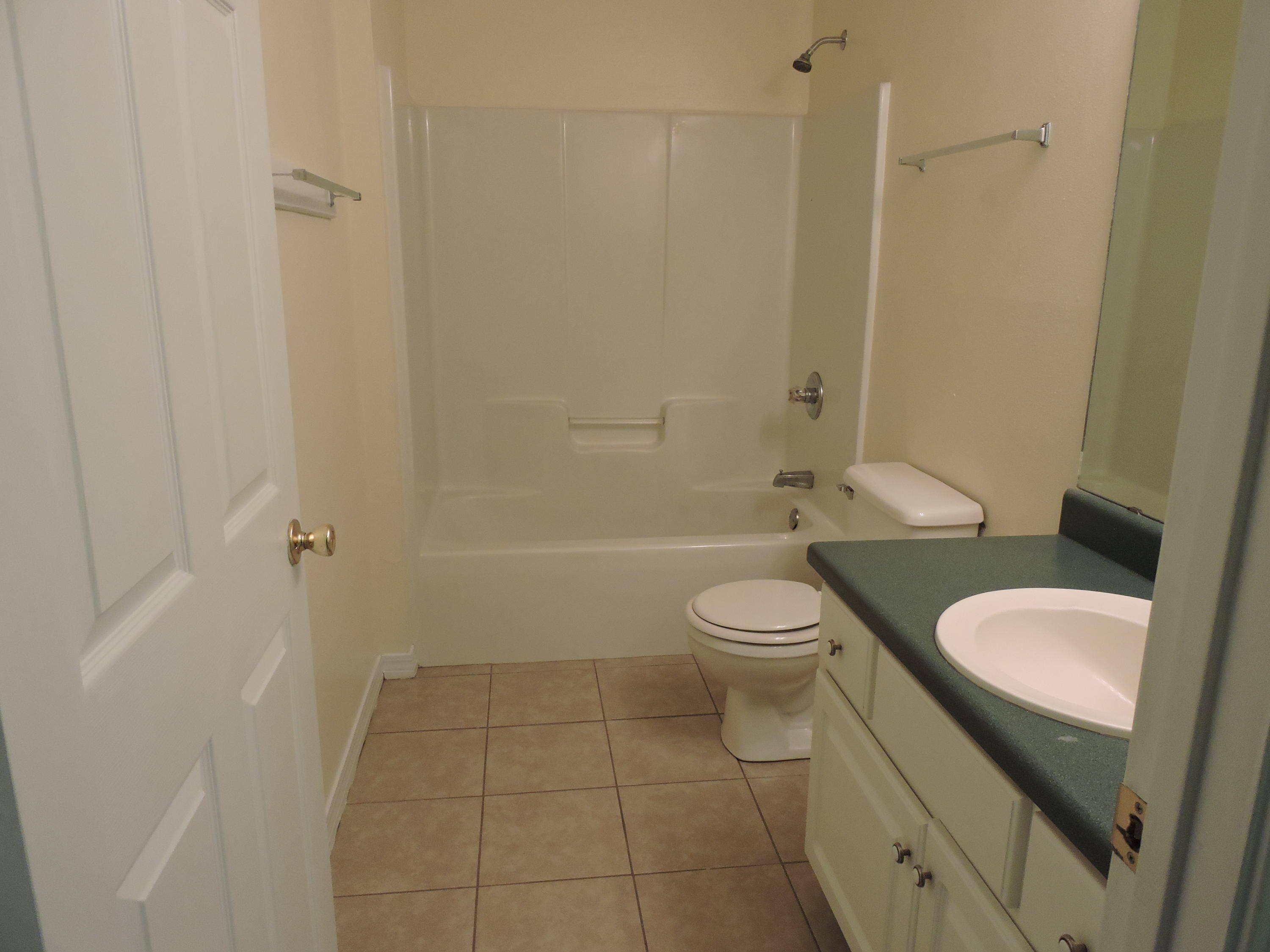 MORRIS ADDN TO CRESTVIEW - Residential Lease