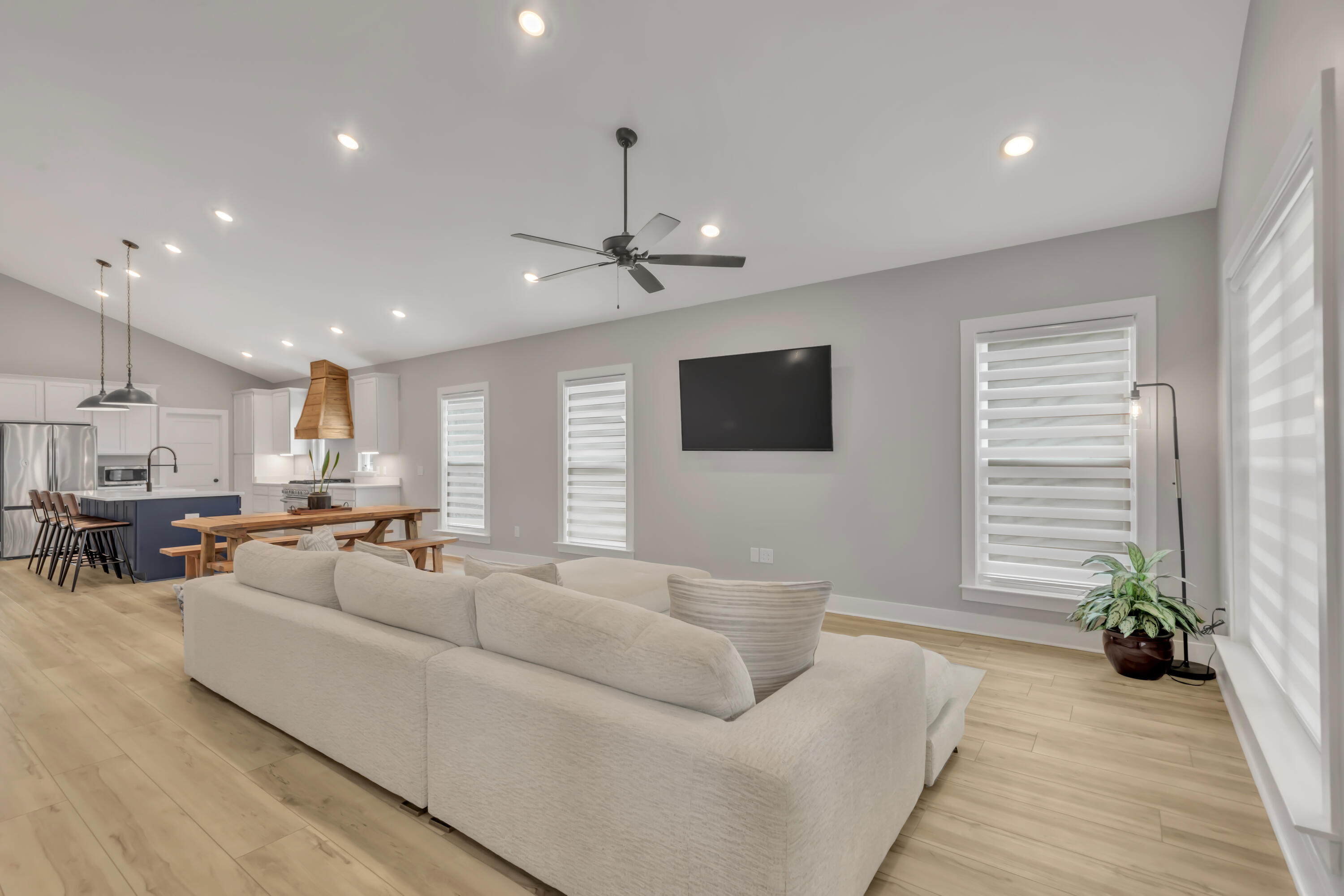 NORTH HILL HIGHLANDS - Residential