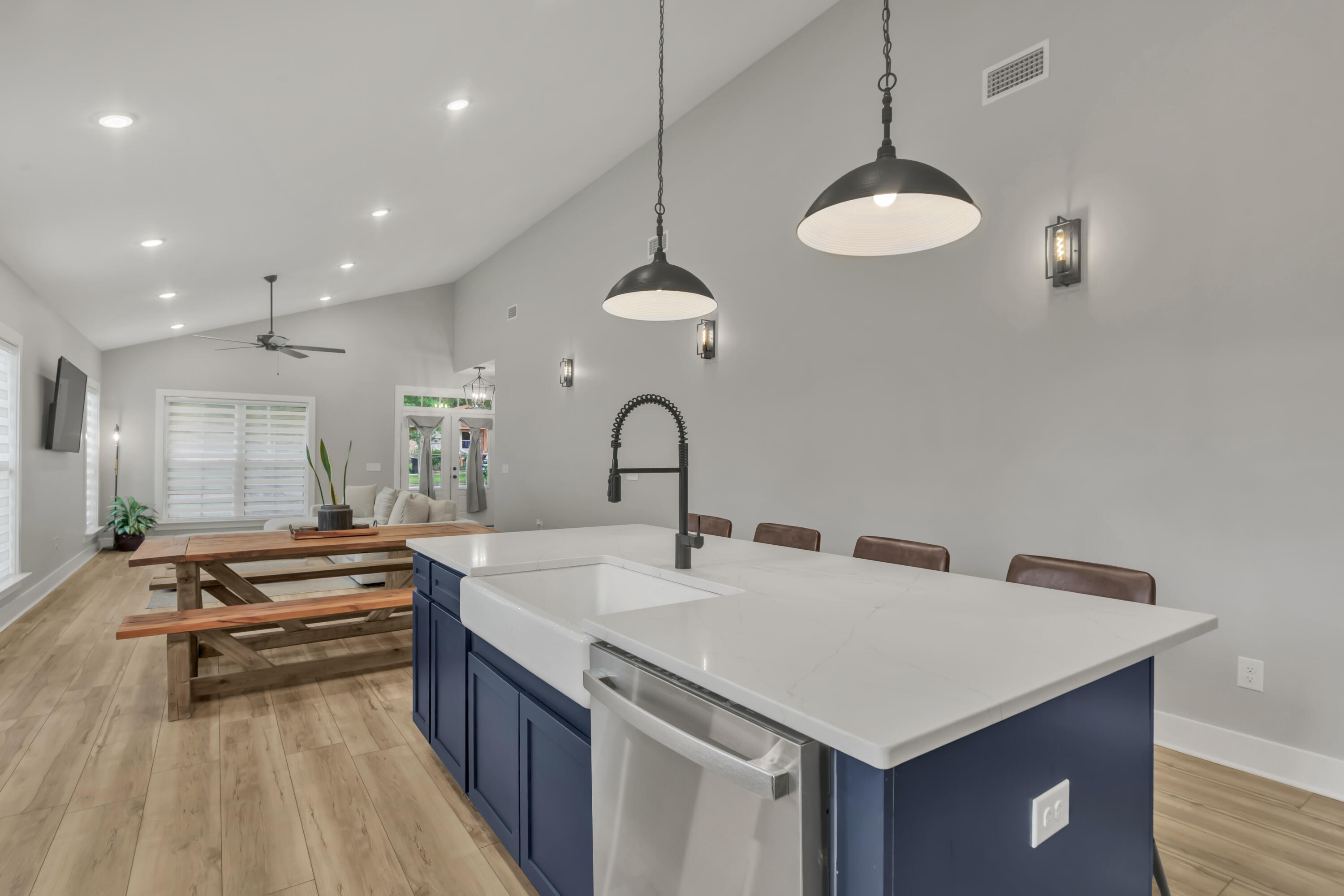 NORTH HILL HIGHLANDS - Residential