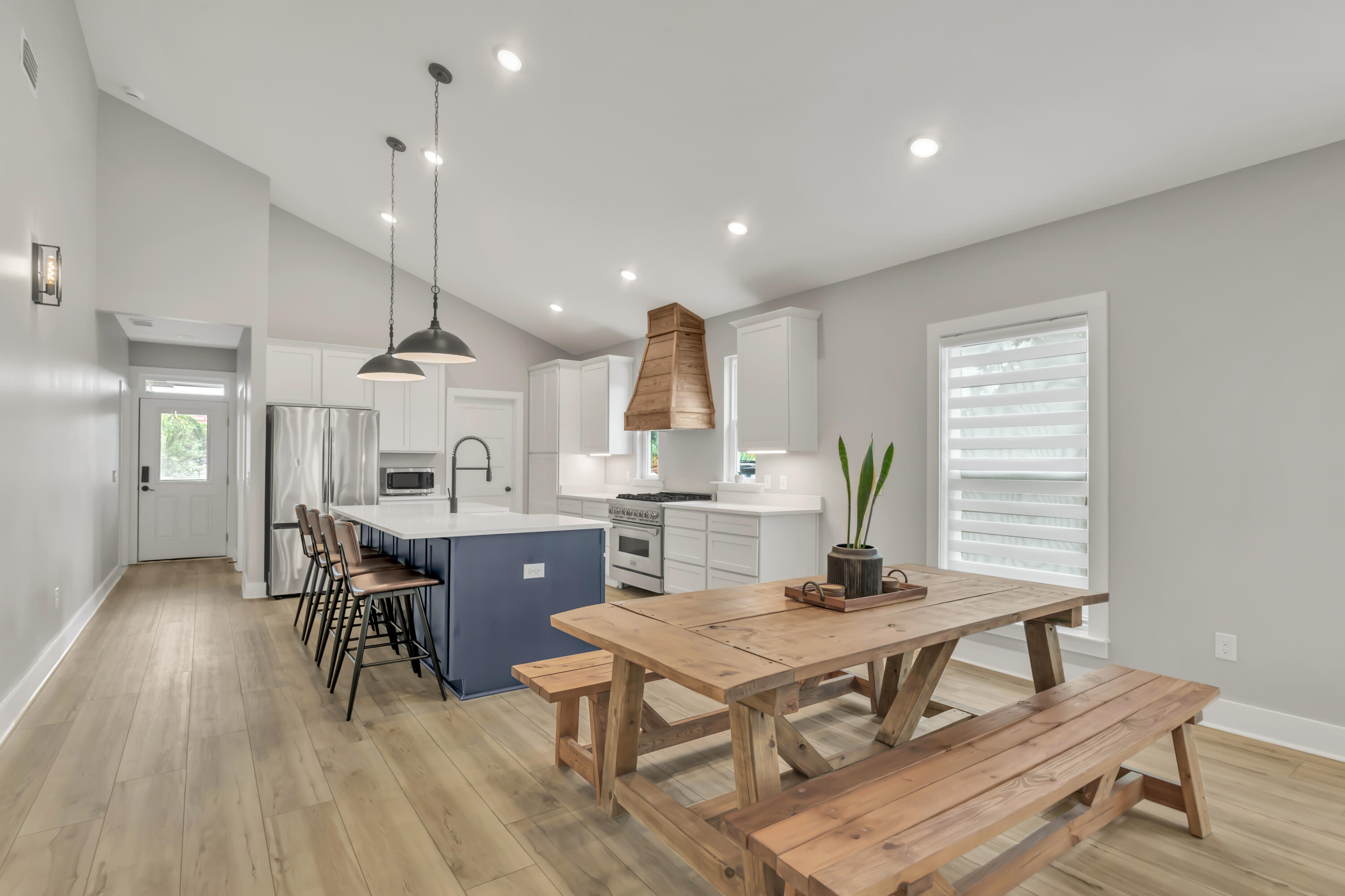 NORTH HILL HIGHLANDS - Residential
