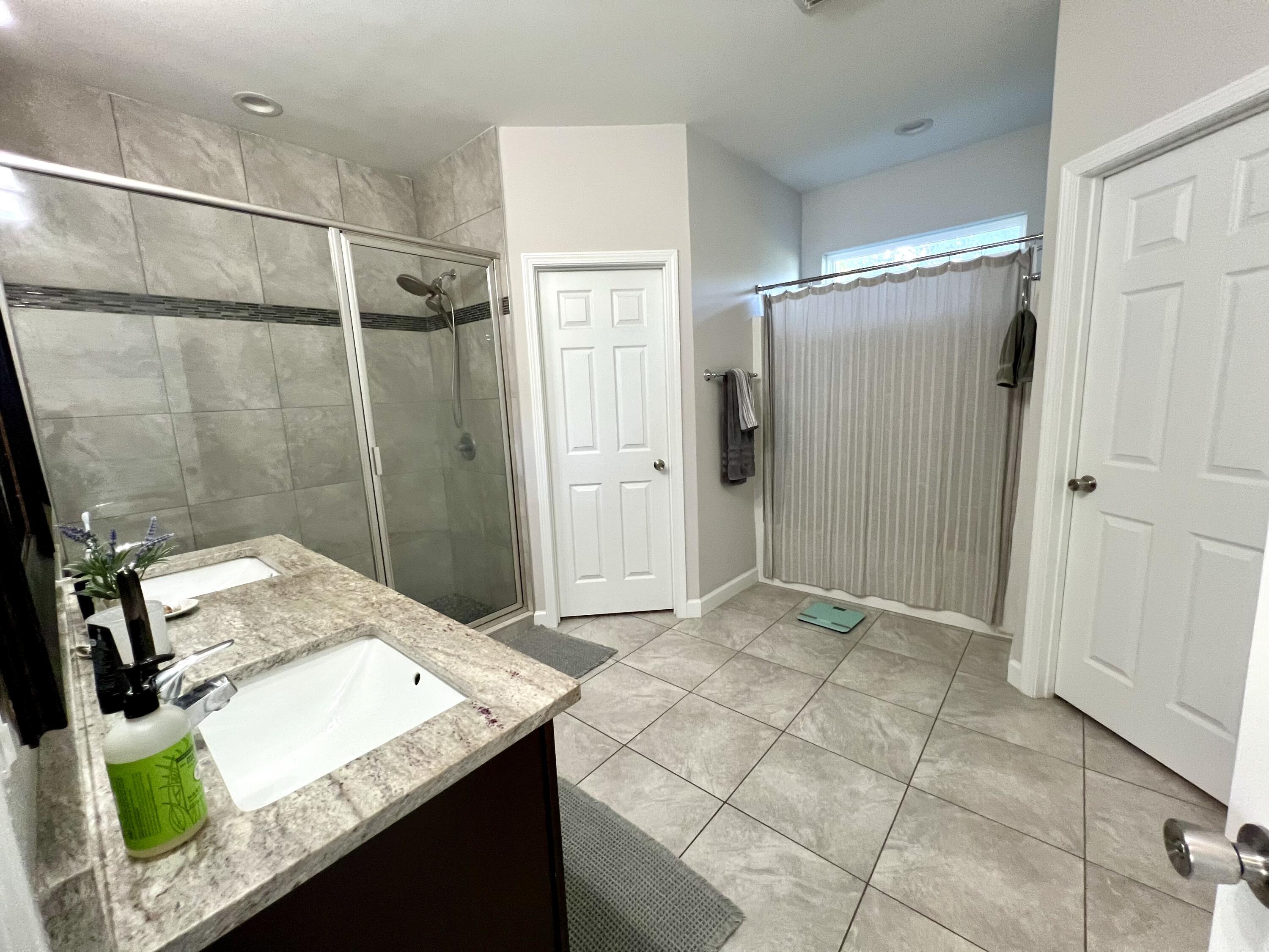 WYNNEHAVEN BEACH ESTATES - Residential Lease