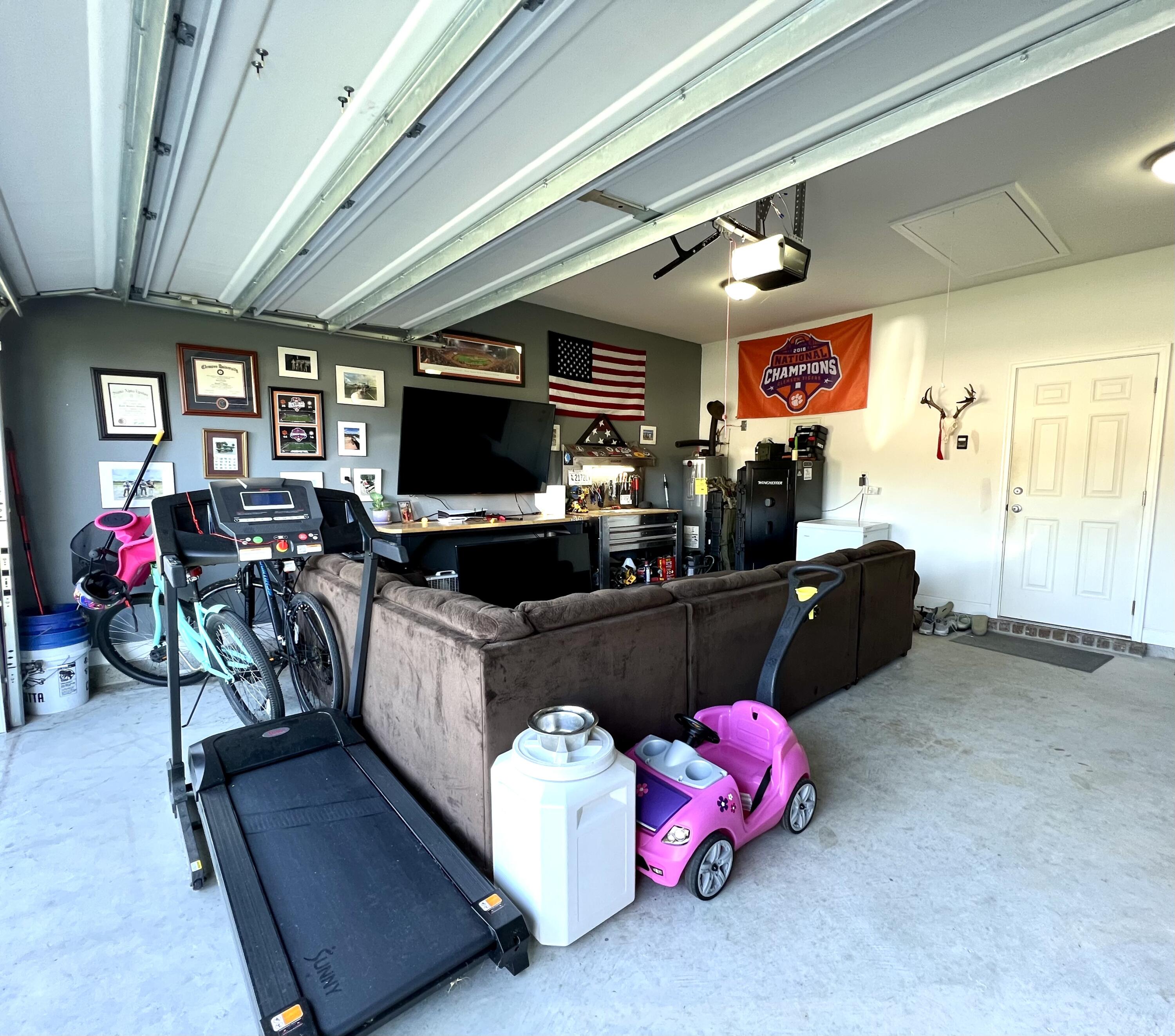 WYNNEHAVEN BEACH ESTATES - Residential Lease