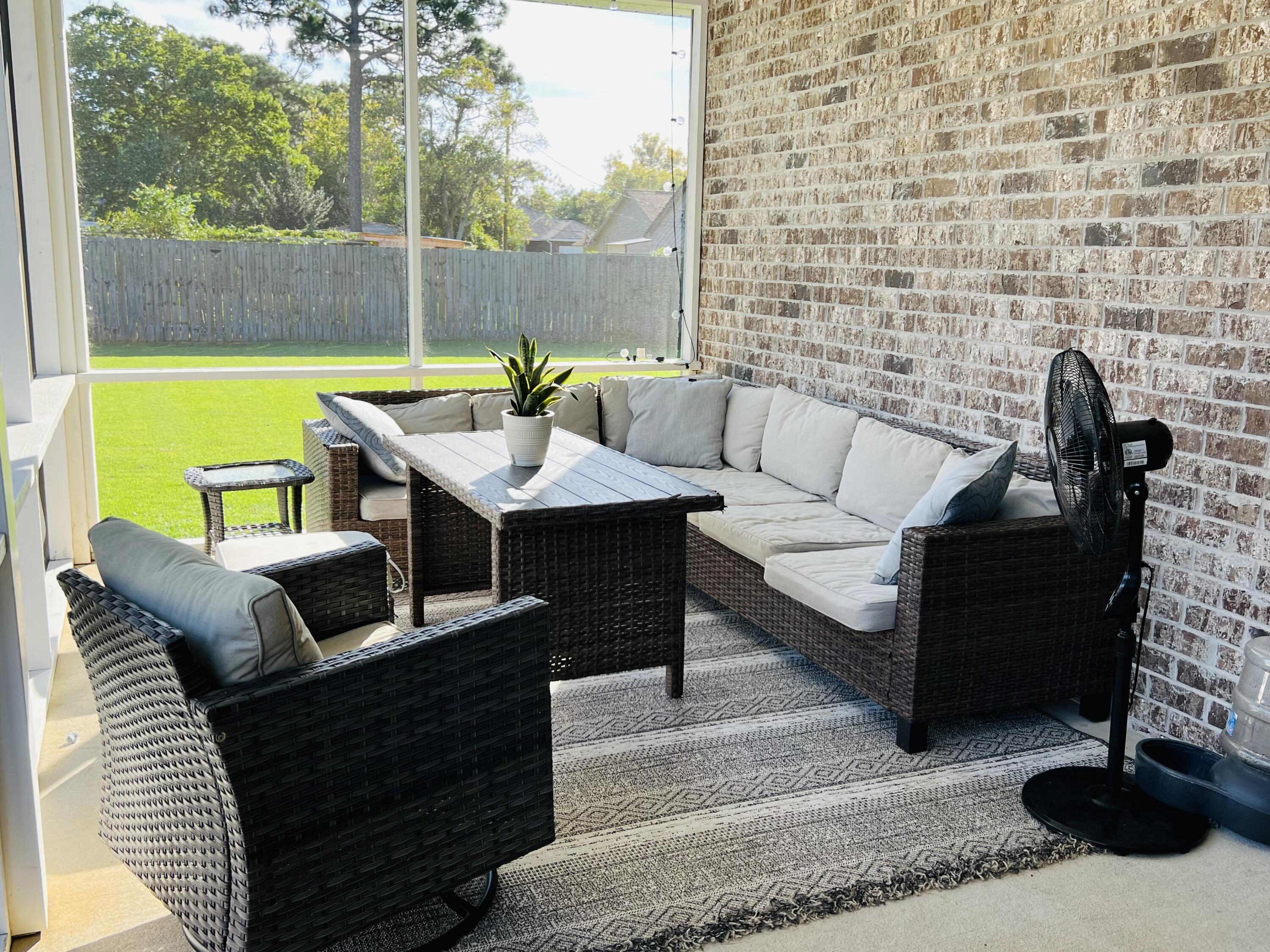 WYNNEHAVEN BEACH ESTATES - Residential Lease