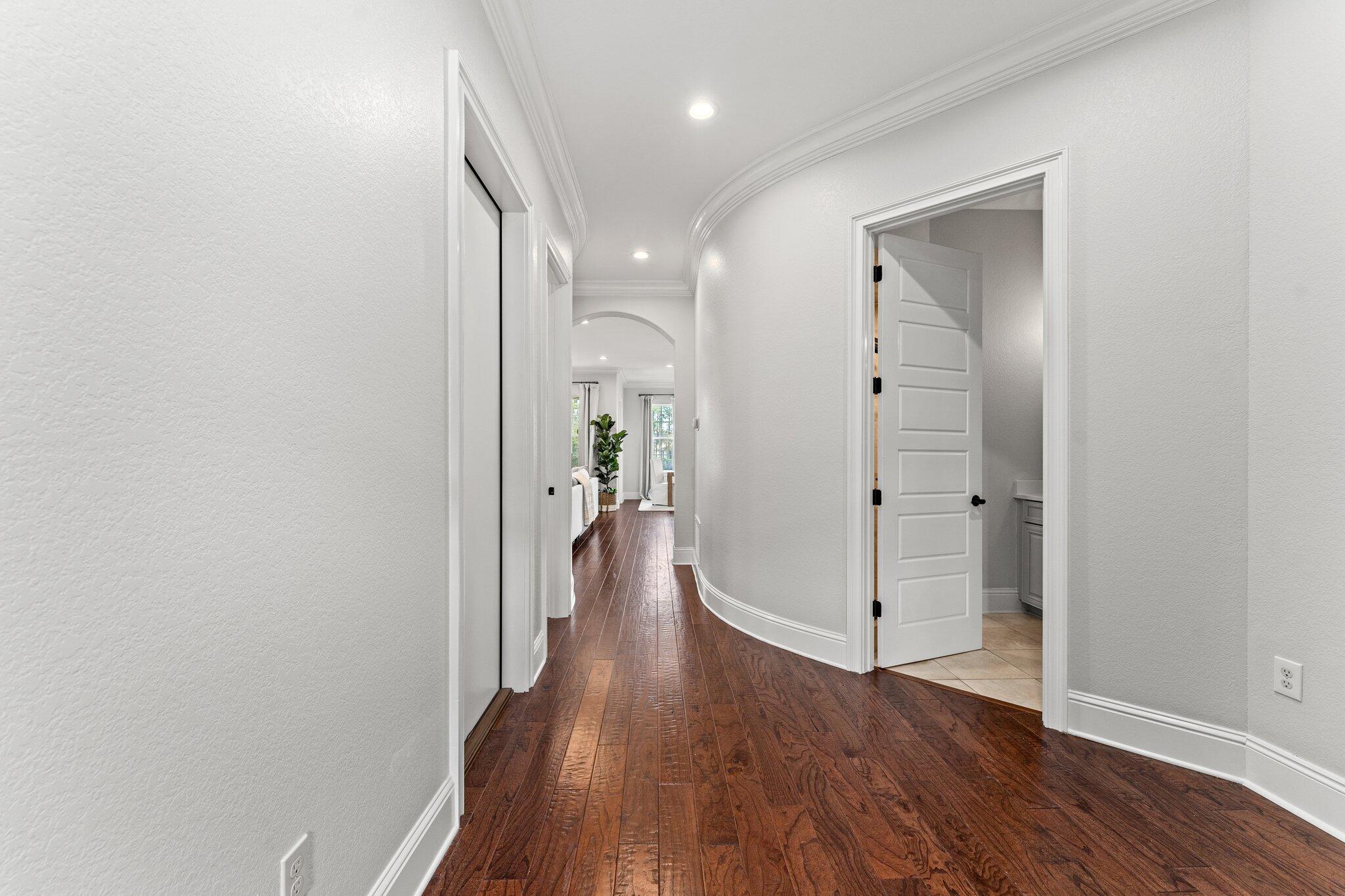 VILLA LAGO - Residential