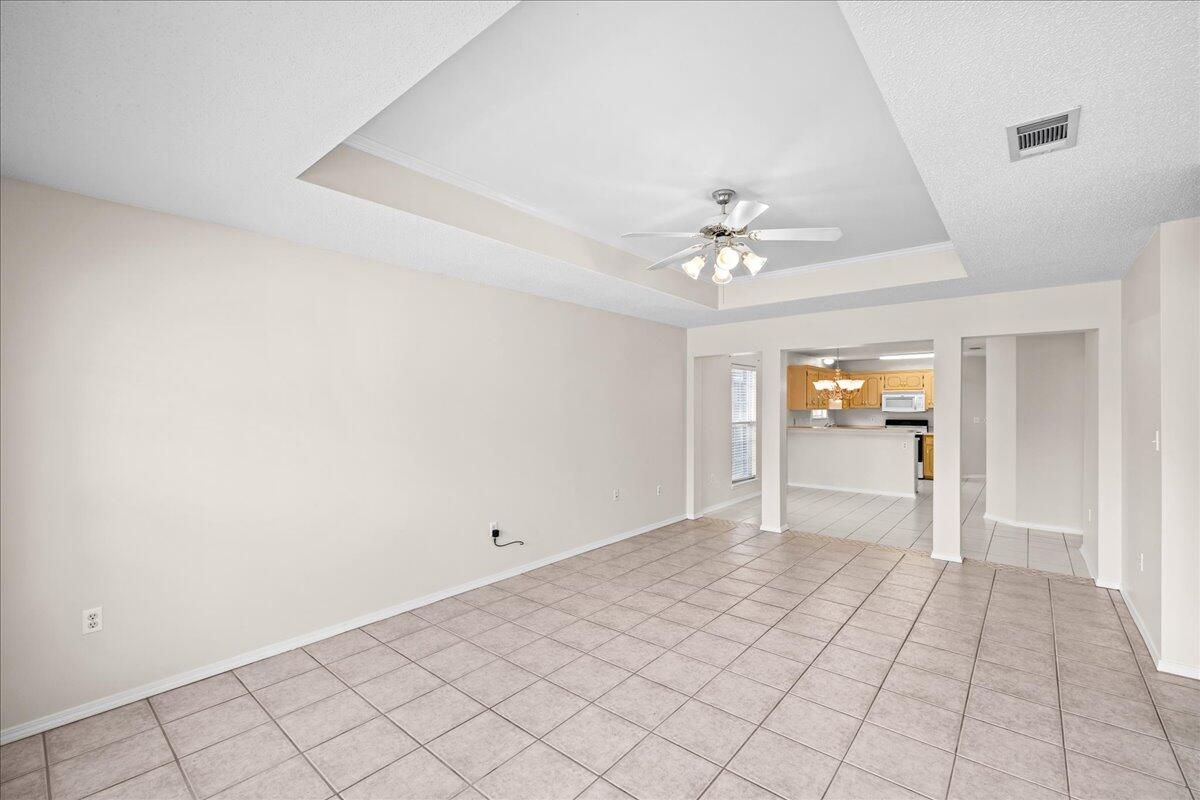 THE BUNGALOWS AT BLUEWATER BAY - Residential