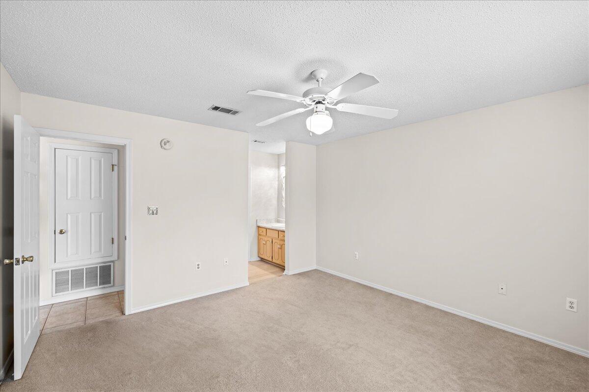 THE BUNGALOWS AT BLUEWATER BAY - Residential