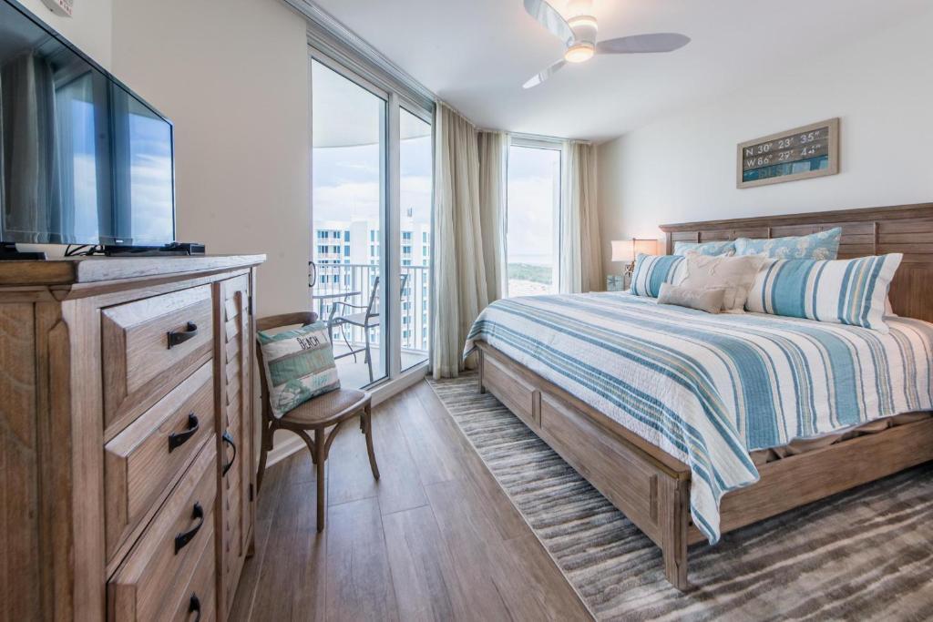 THE PALMS OF DESTIN - Residential