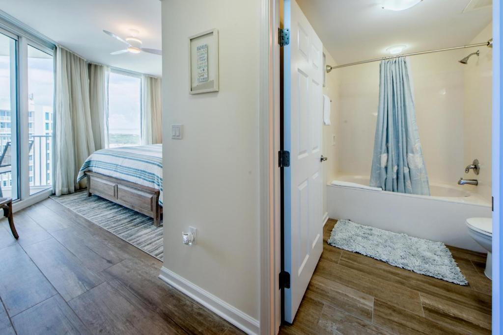 THE PALMS OF DESTIN - Residential