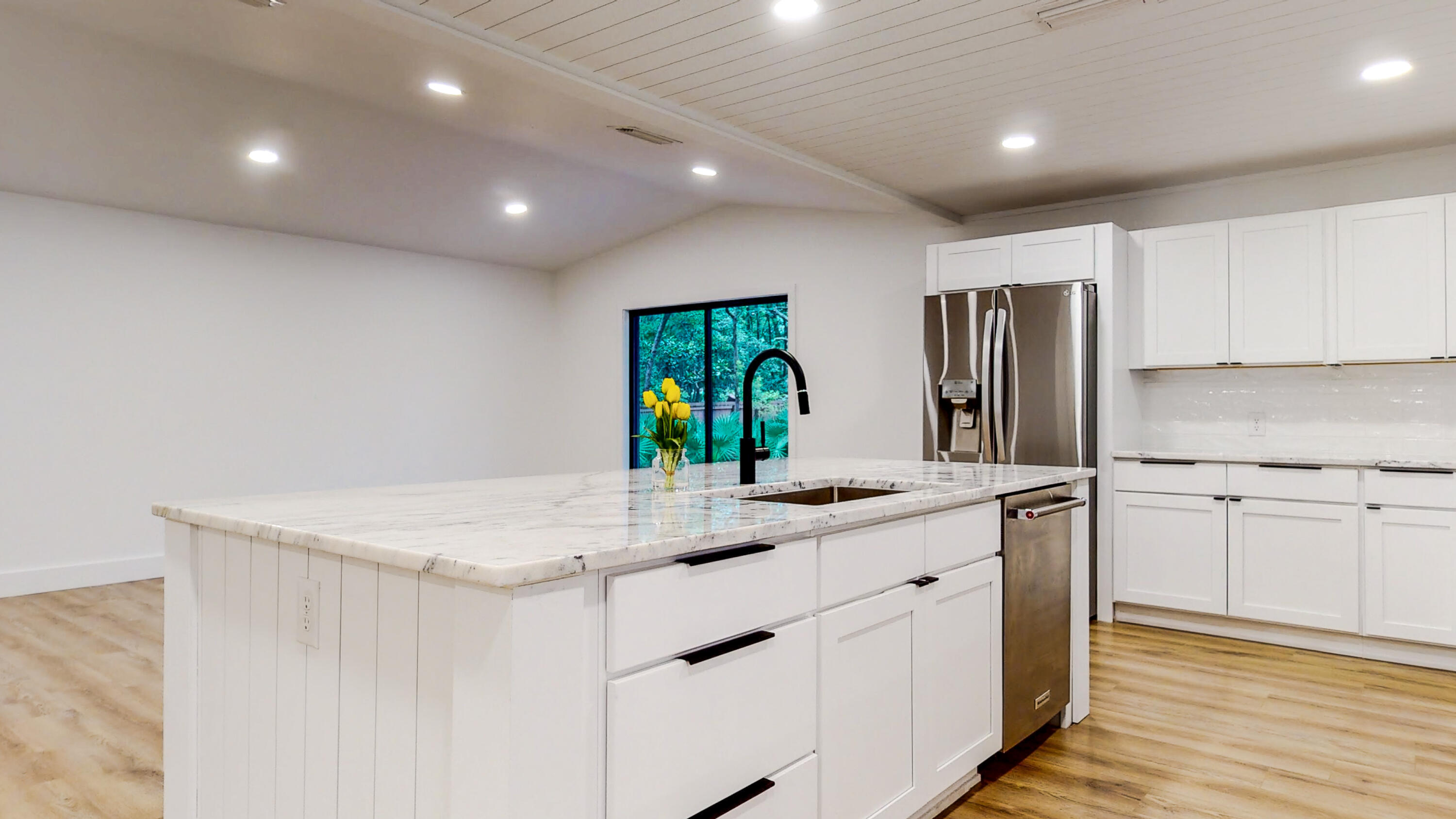 ROCKY BAYOU ESTATES 04 - Residential