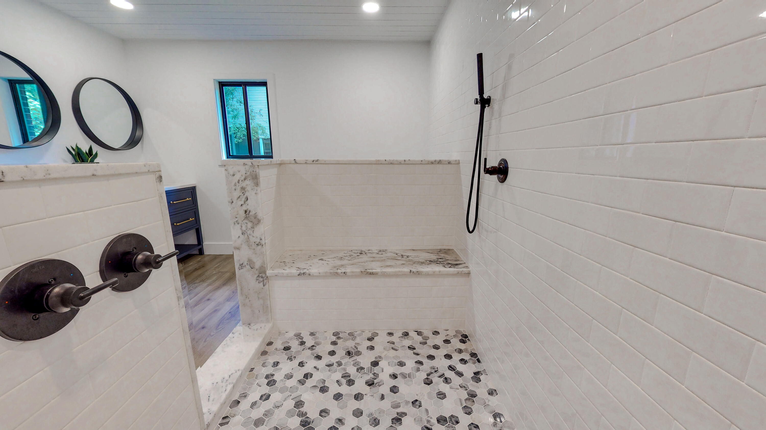 ROCKY BAYOU ESTATES 04 - Residential