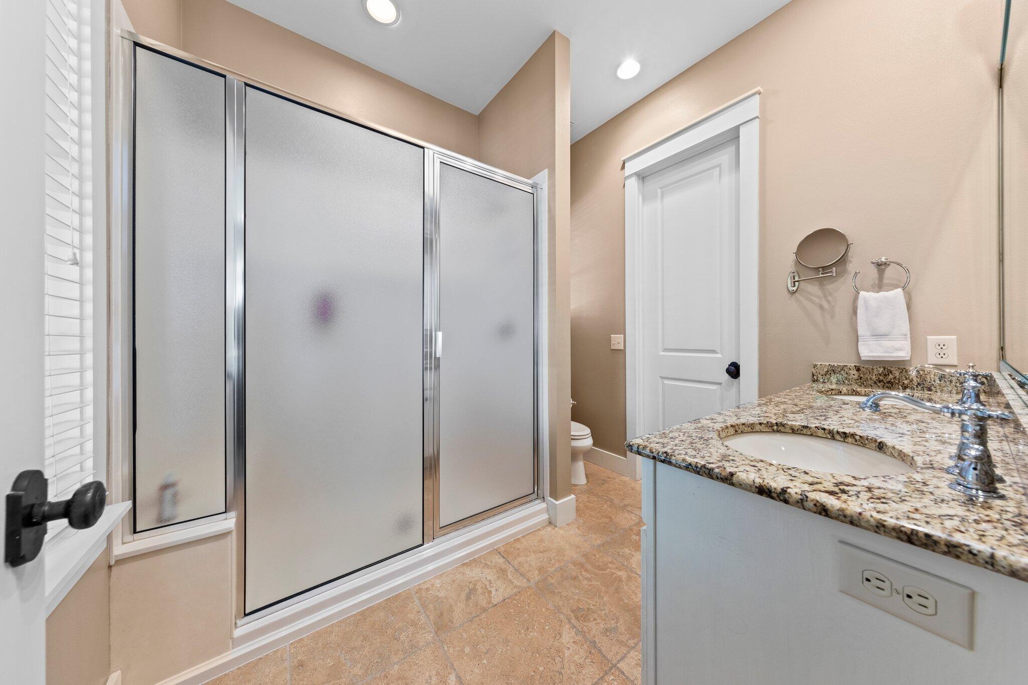 BUNGALOS AT SANDESTIN - Residential