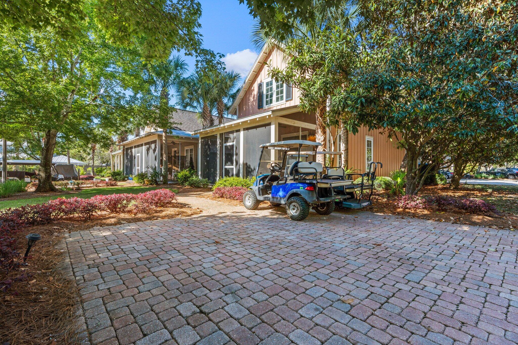 BUNGALOS AT SANDESTIN - Residential