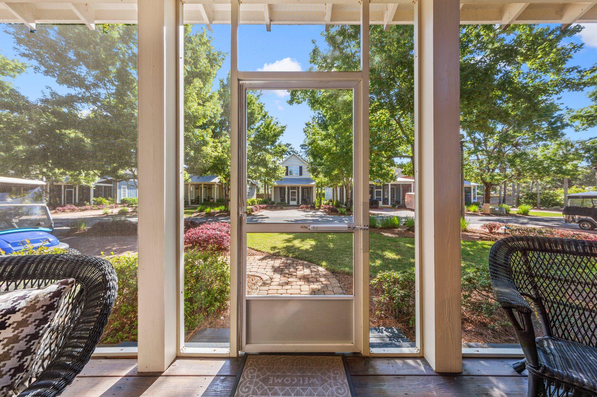 BUNGALOS AT SANDESTIN - Residential