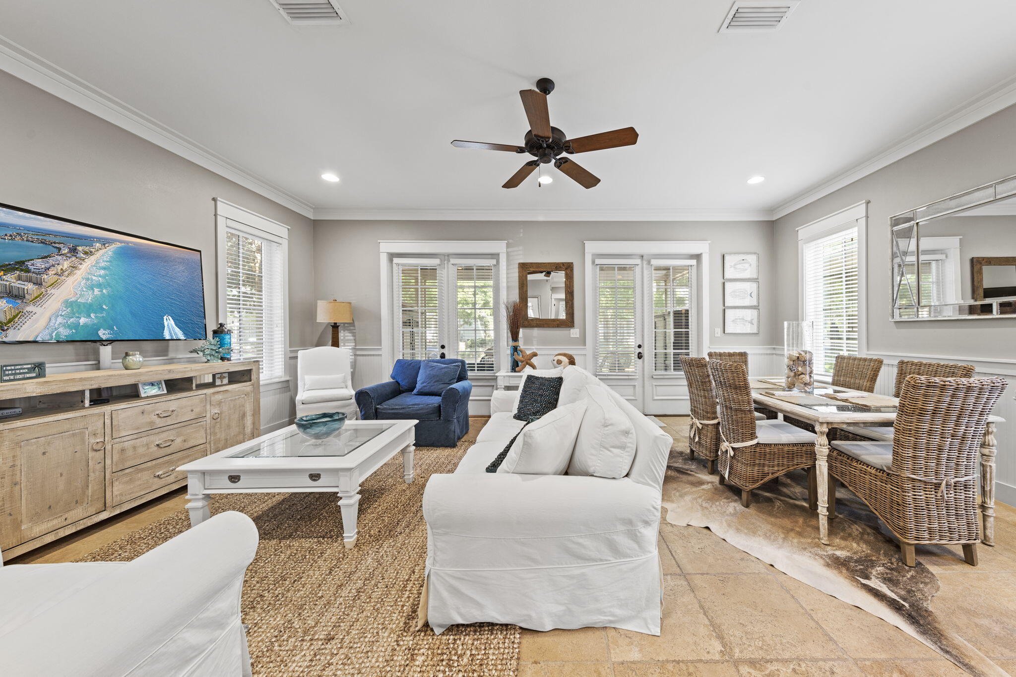 BUNGALOS AT SANDESTIN - Residential