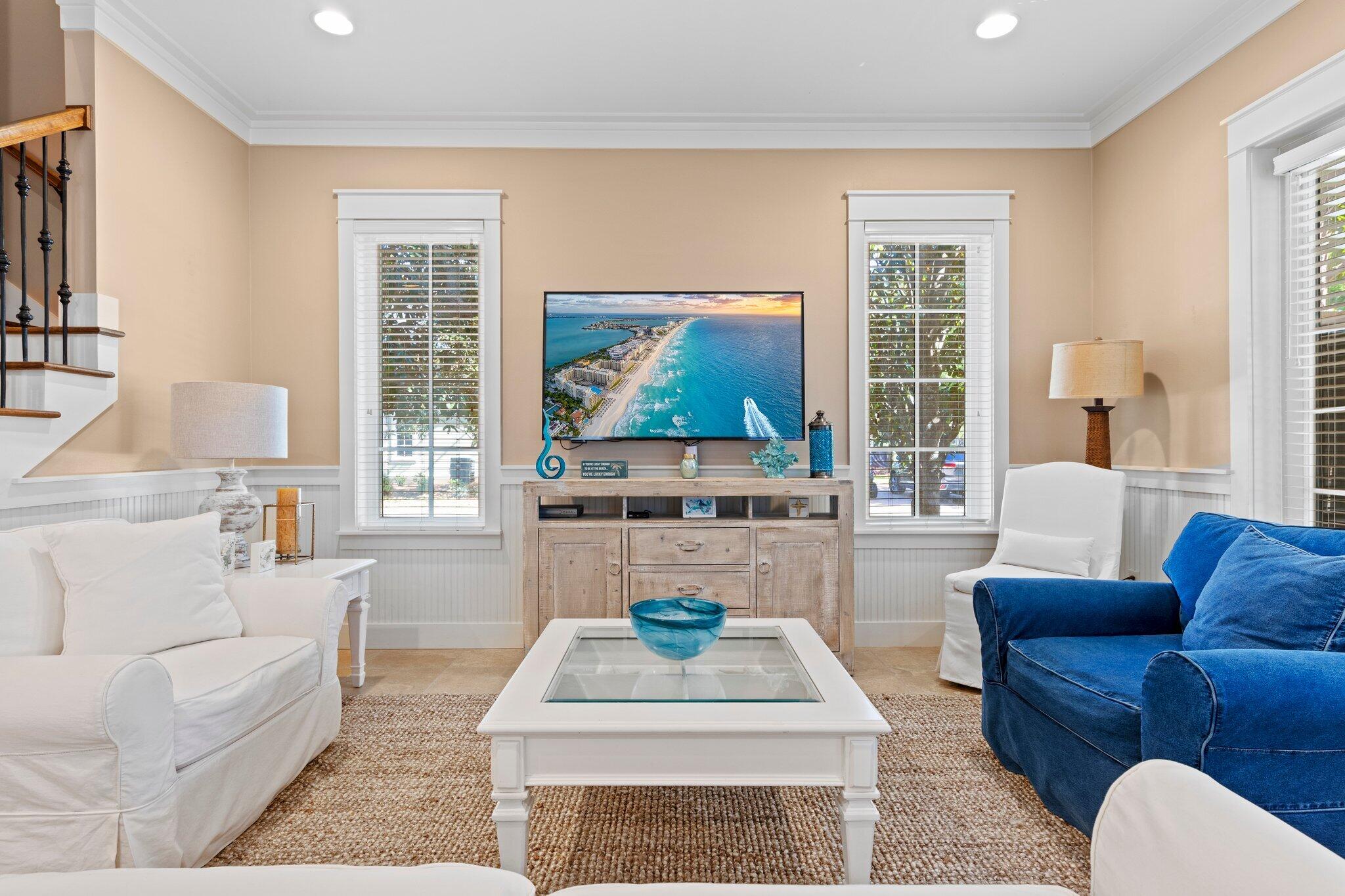 BUNGALOS AT SANDESTIN - Residential