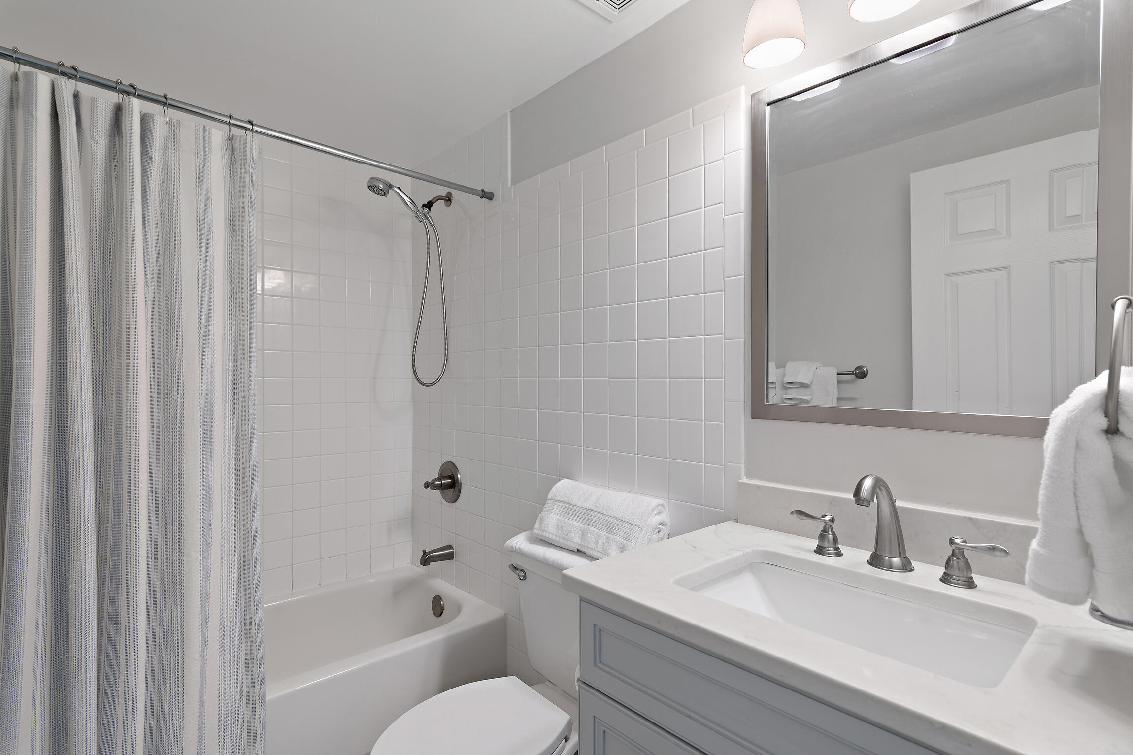 JADE EAST TOWERS CONDO - Residential