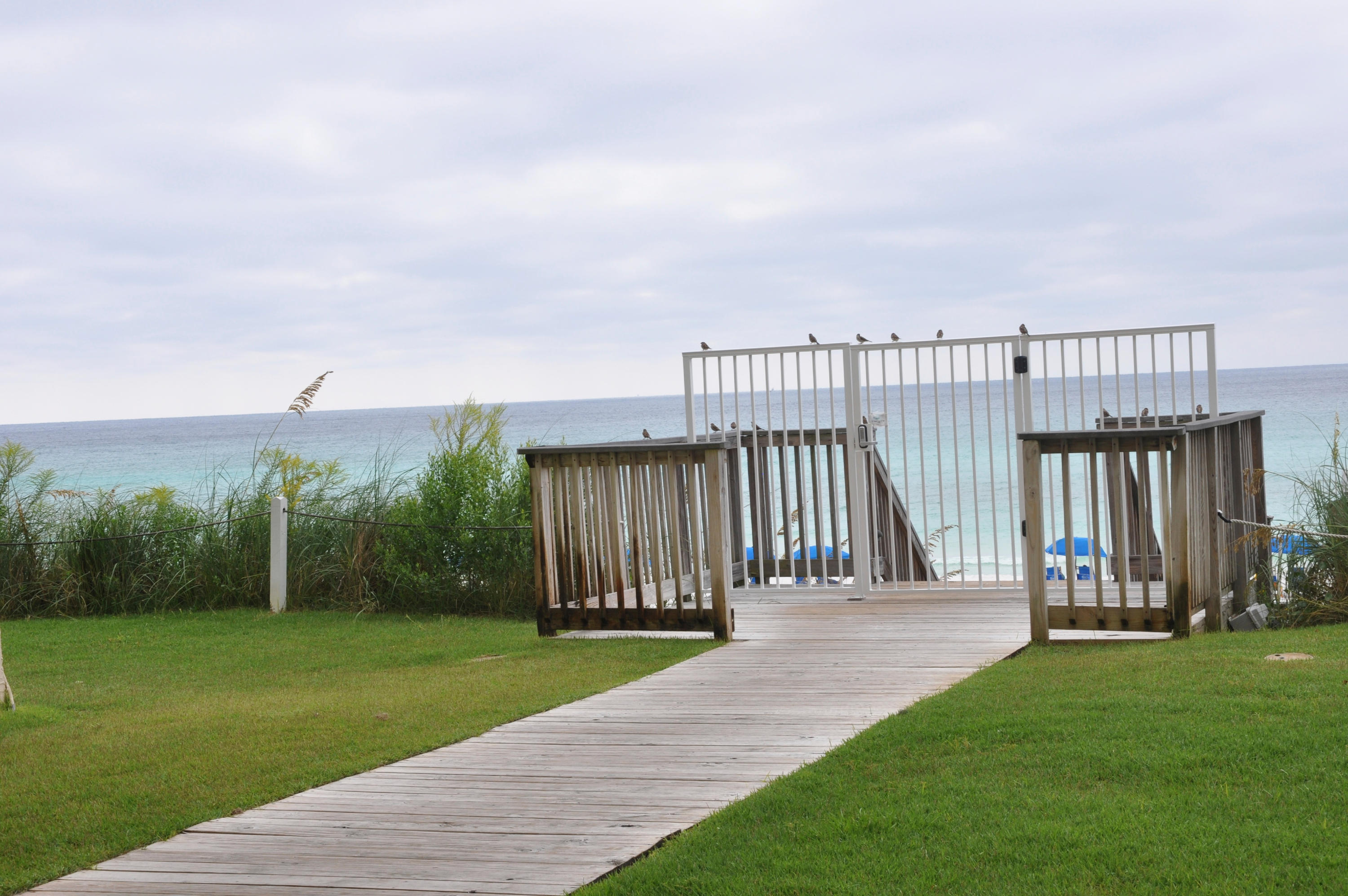 BEACH HOUSE CONDO PH 2 - Residential