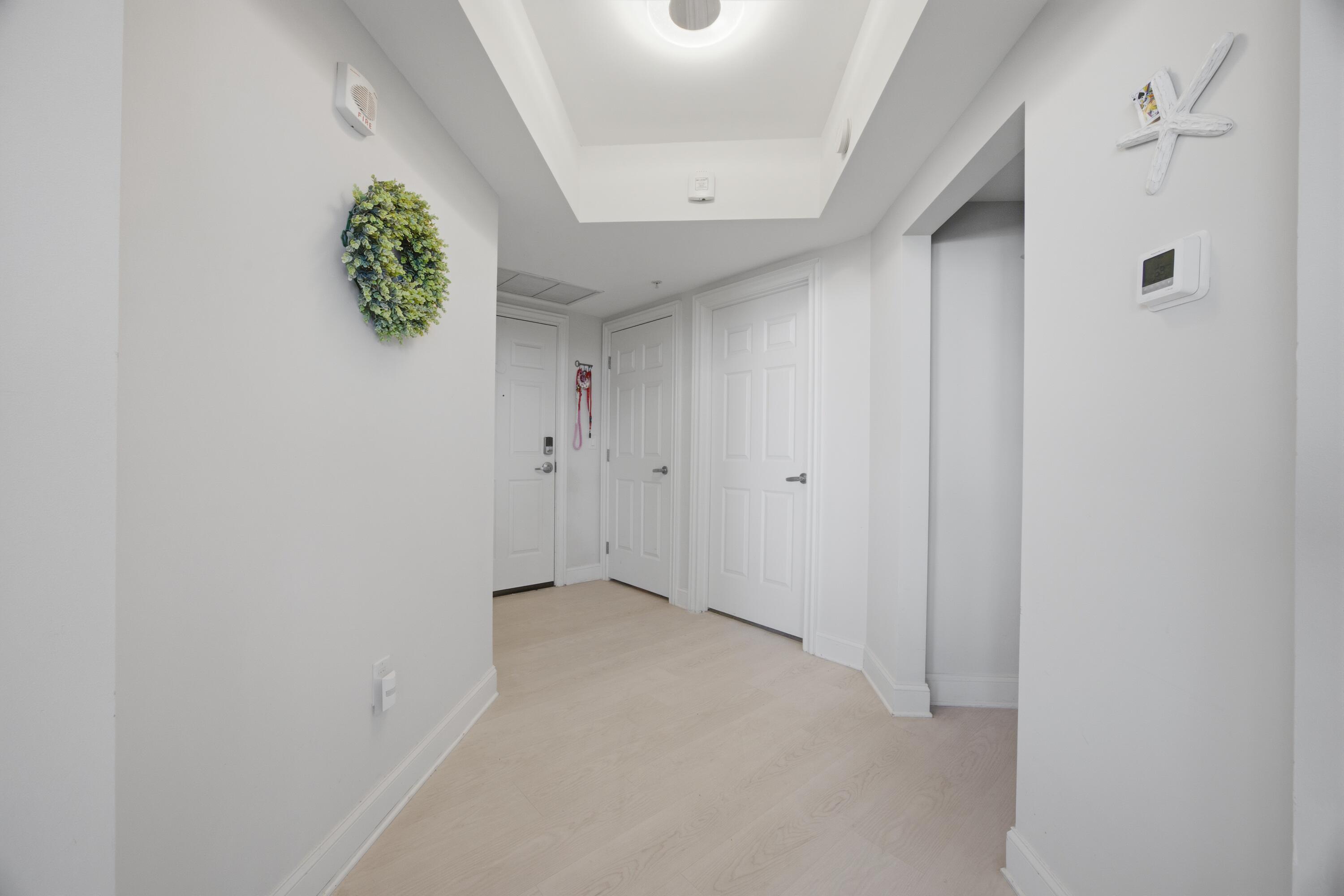 SILVER SHELLS BEACH RESORT - Residential