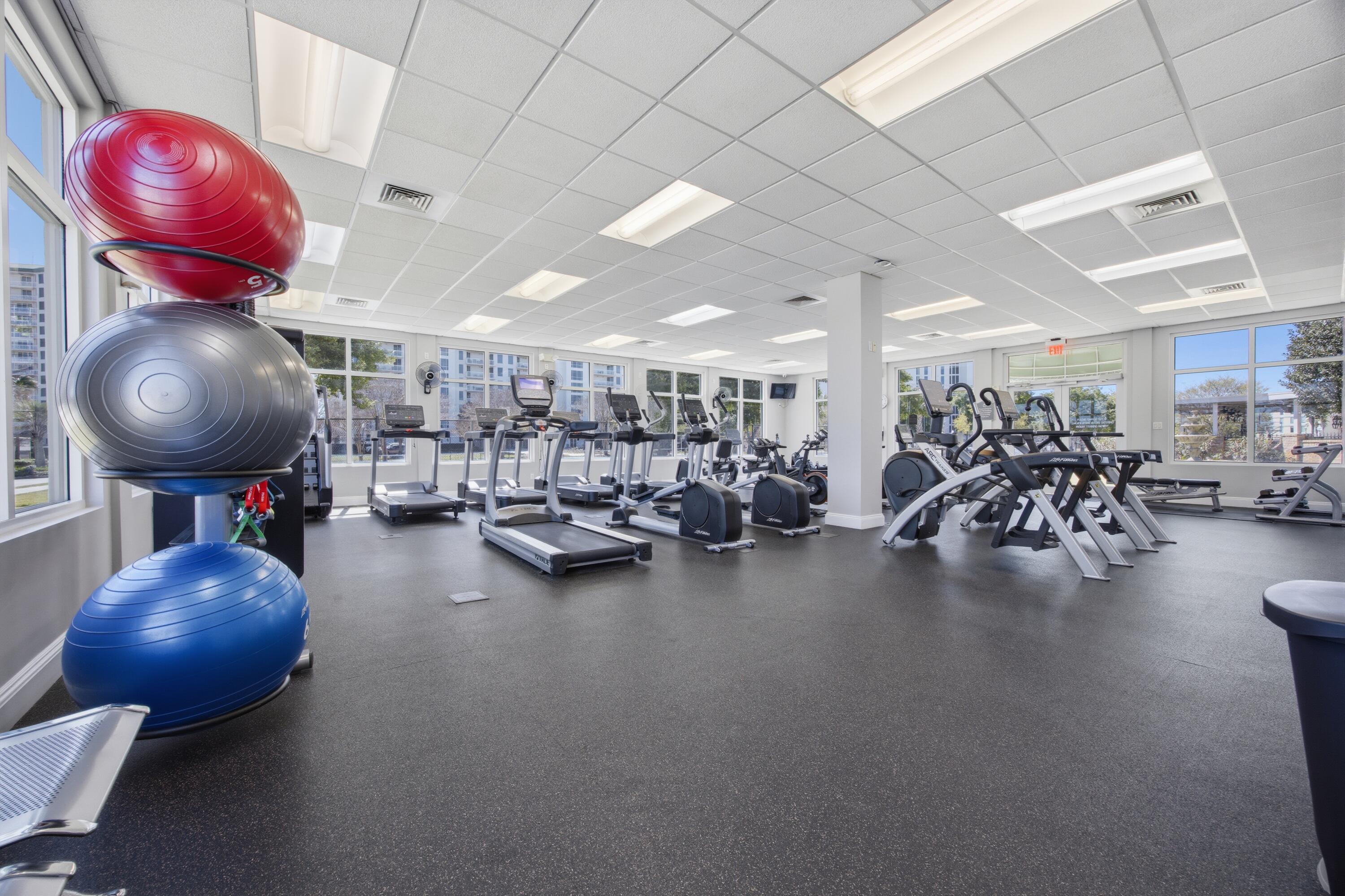 SILVER SHELLS BEACH RESORT - Residential