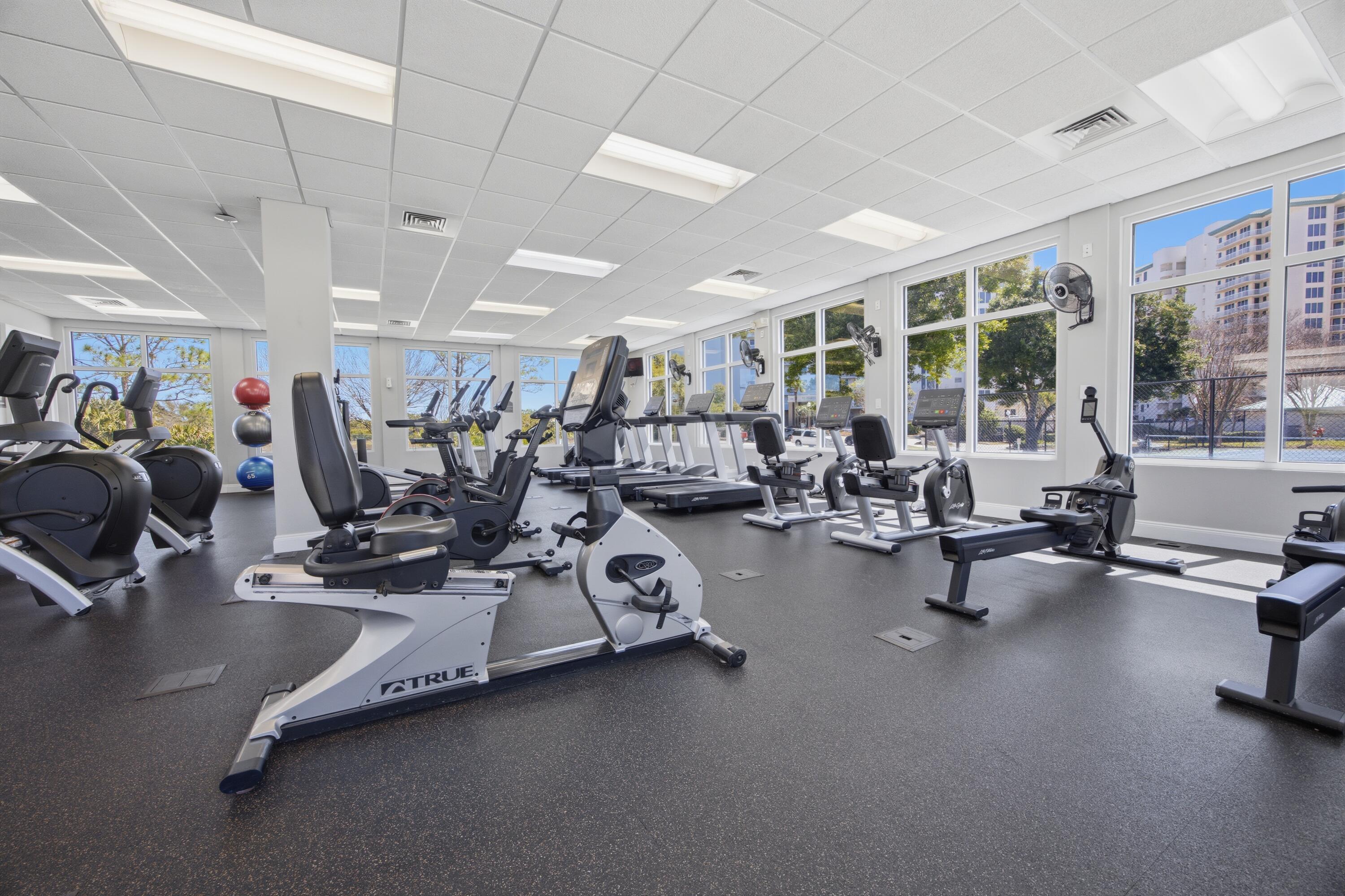 SILVER SHELLS BEACH RESORT - Residential