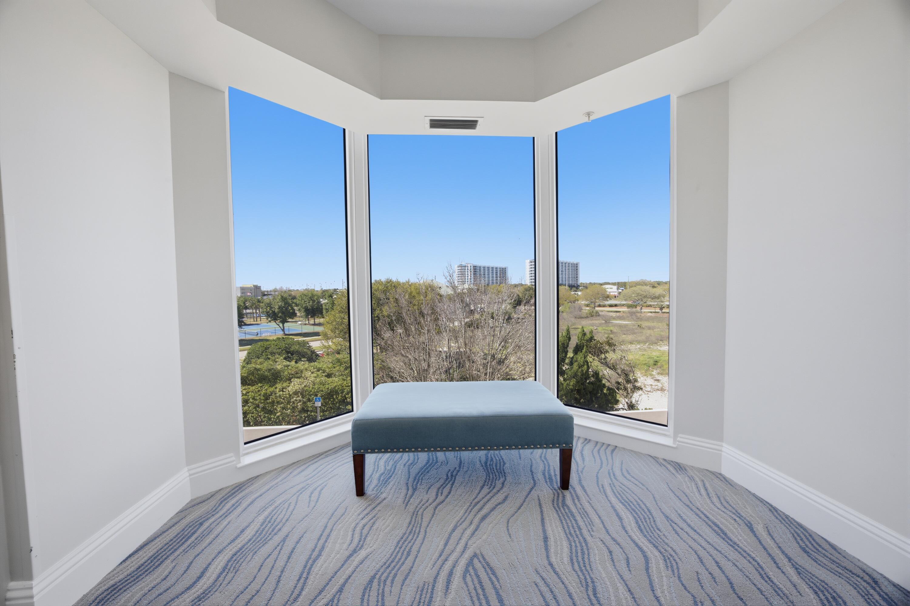 SILVER SHELLS BEACH RESORT - Residential