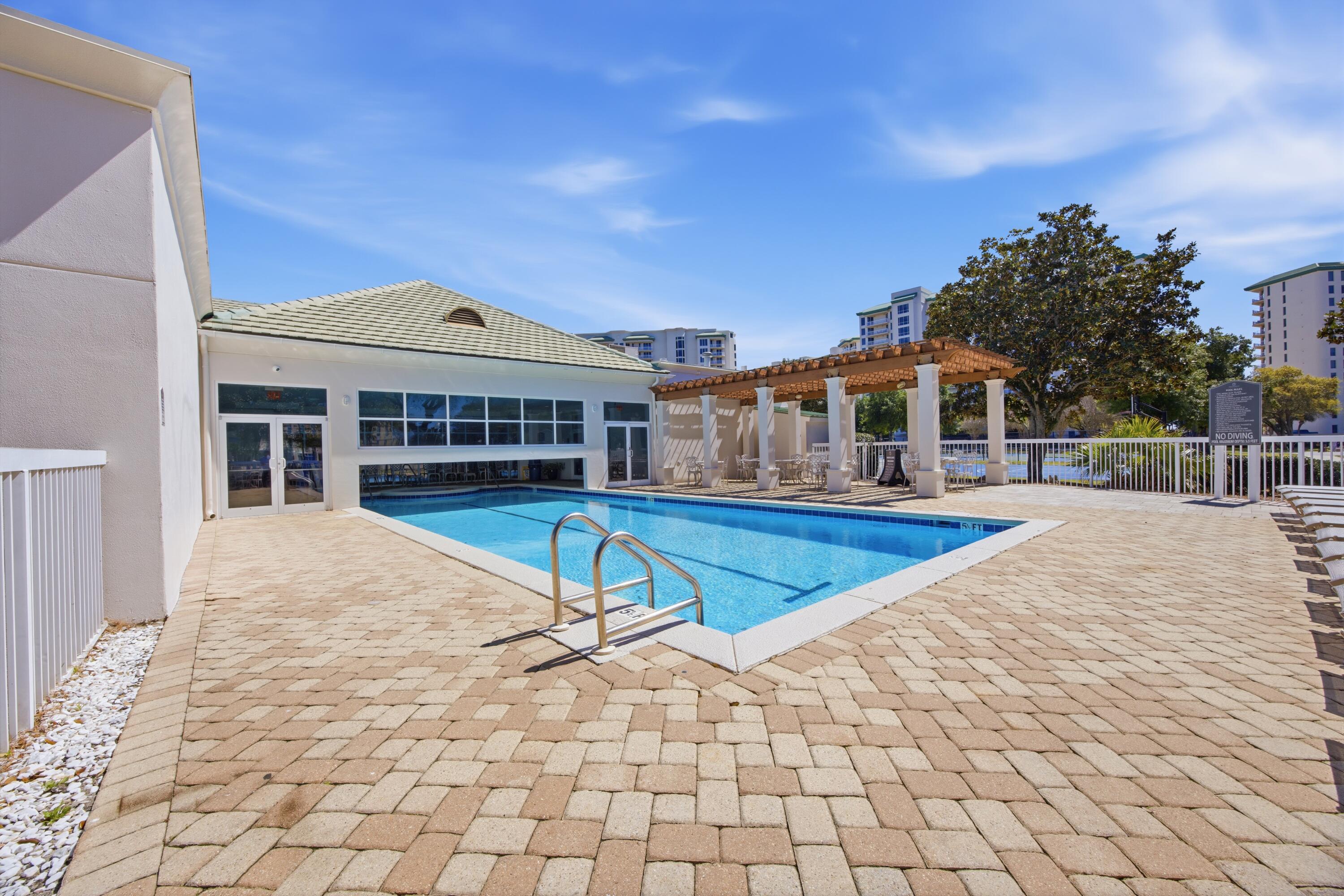 SILVER SHELLS BEACH RESORT - Residential