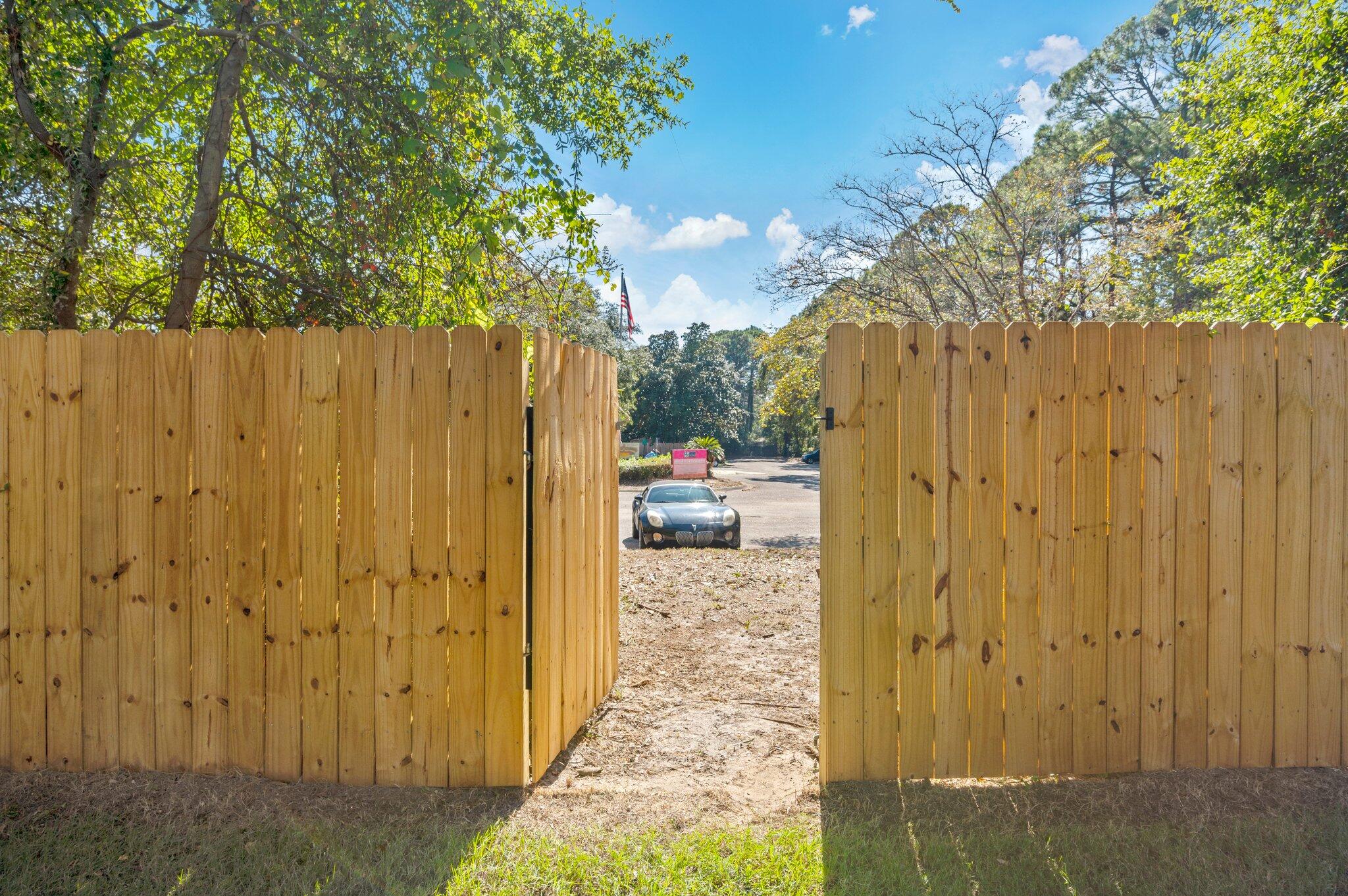 SANTA ROSA PARK - Residential