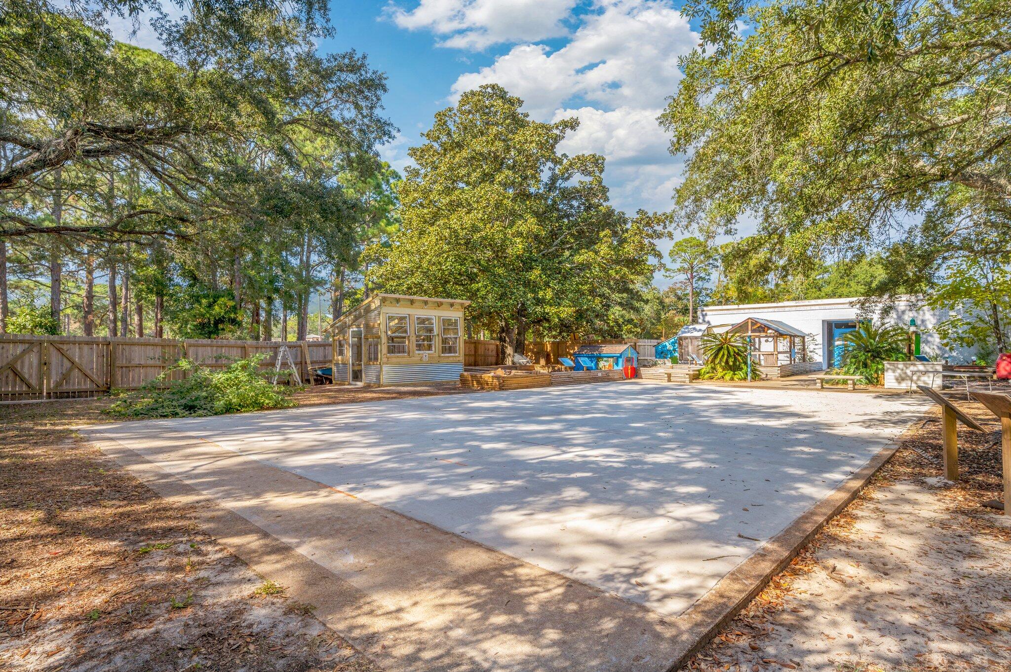 SANTA ROSA PARK - Residential