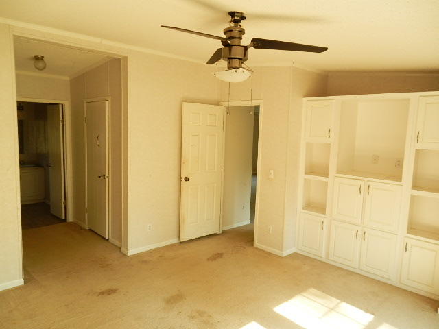 MALLARD CREEK UNREC - Residential