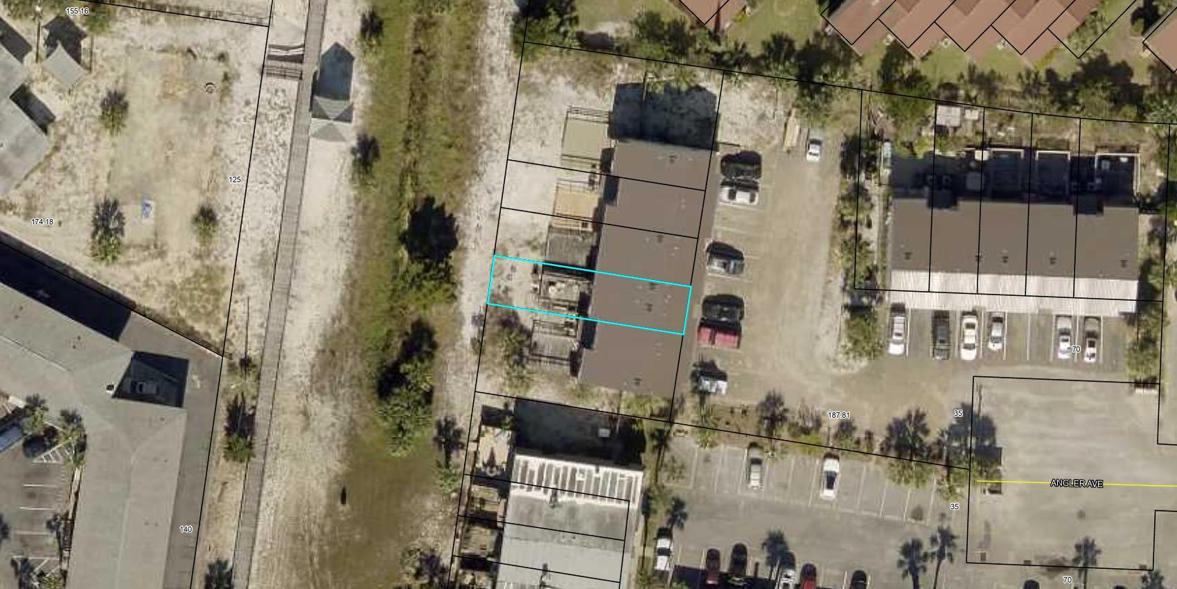 MANOR SHORES VILLAS - Residential Lease