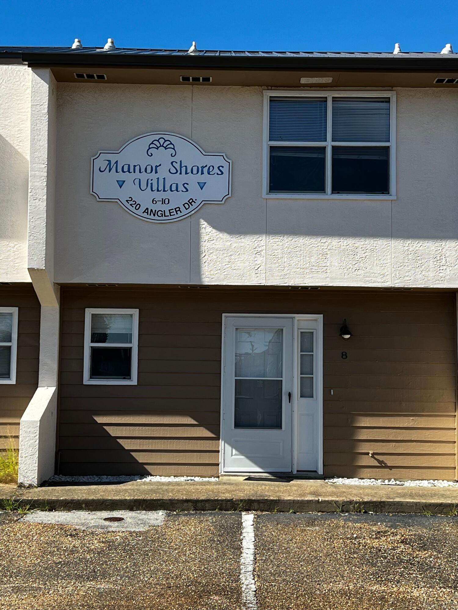 MANOR SHORES VILLAS - Residential Lease