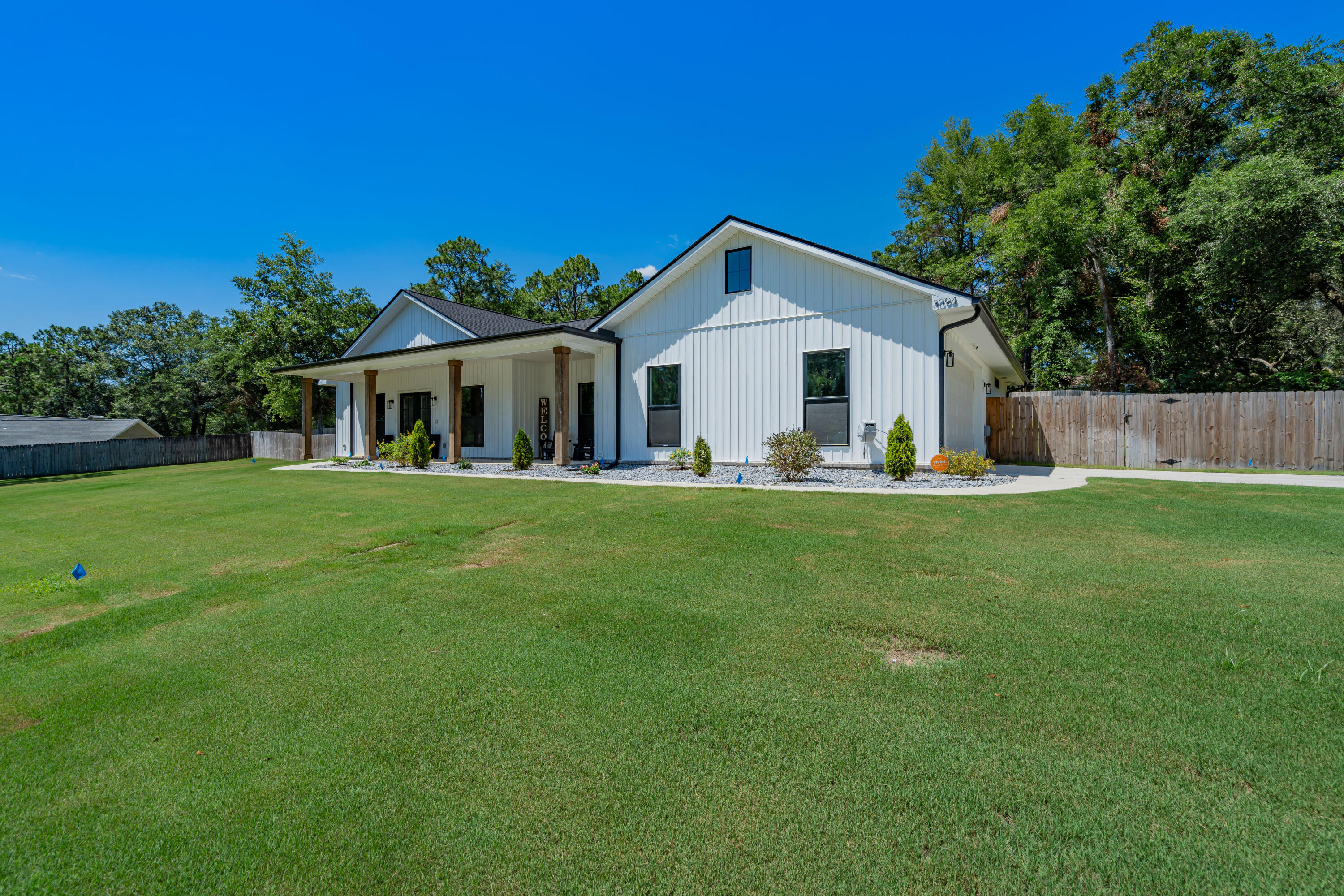 TWIN LAKES ESTATES - Residential