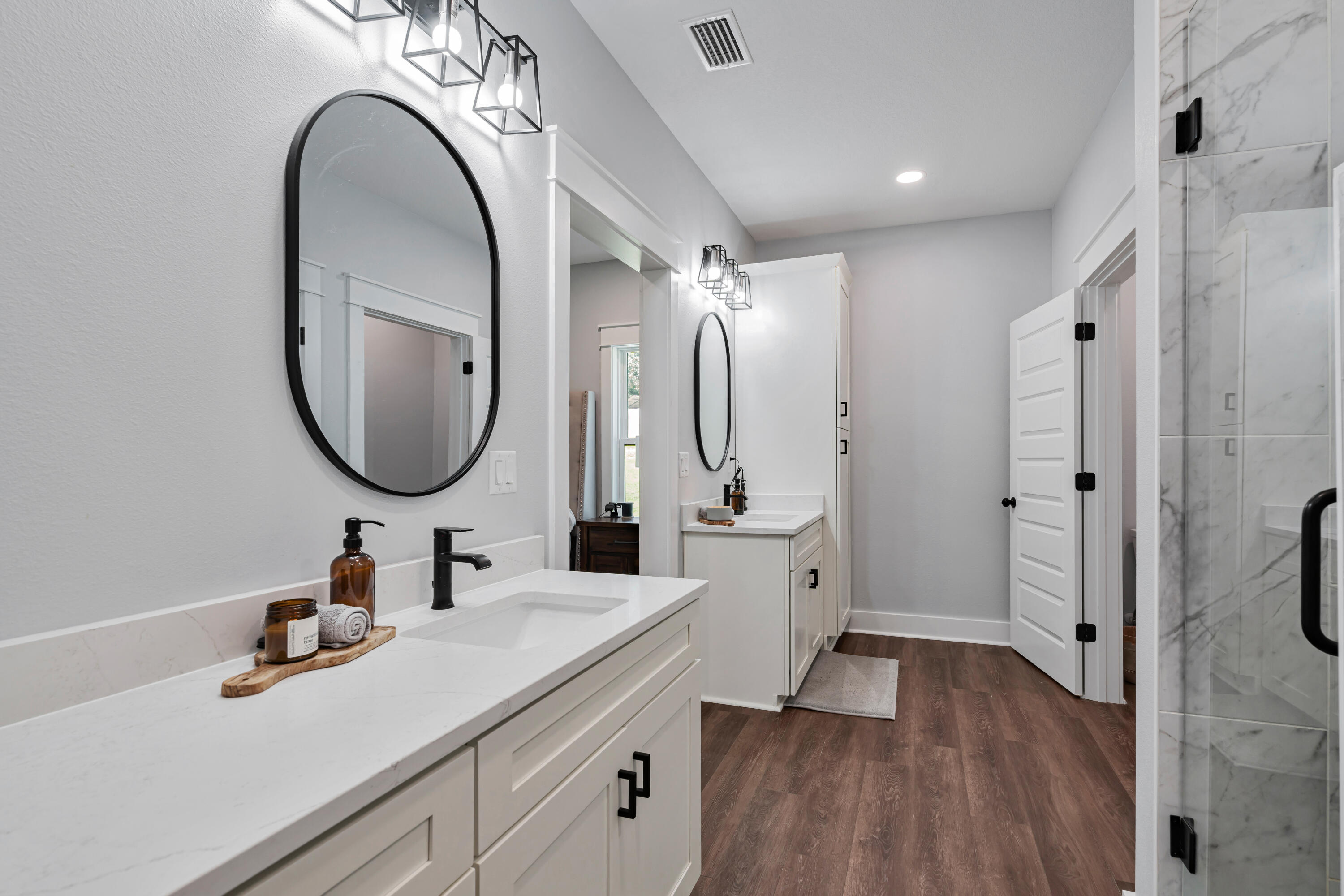 TWIN LAKES ESTATES - Residential