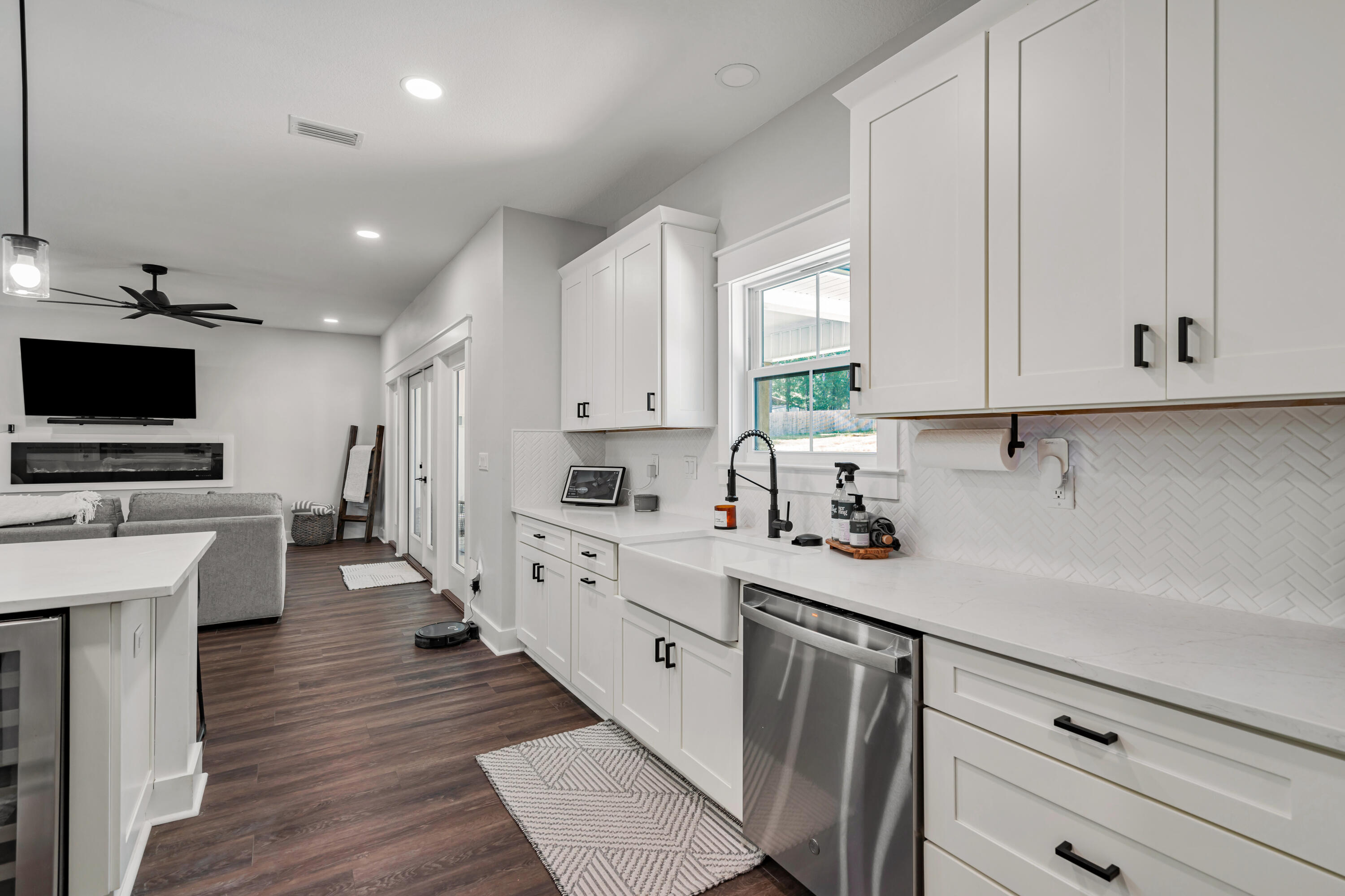 TWIN LAKES ESTATES - Residential