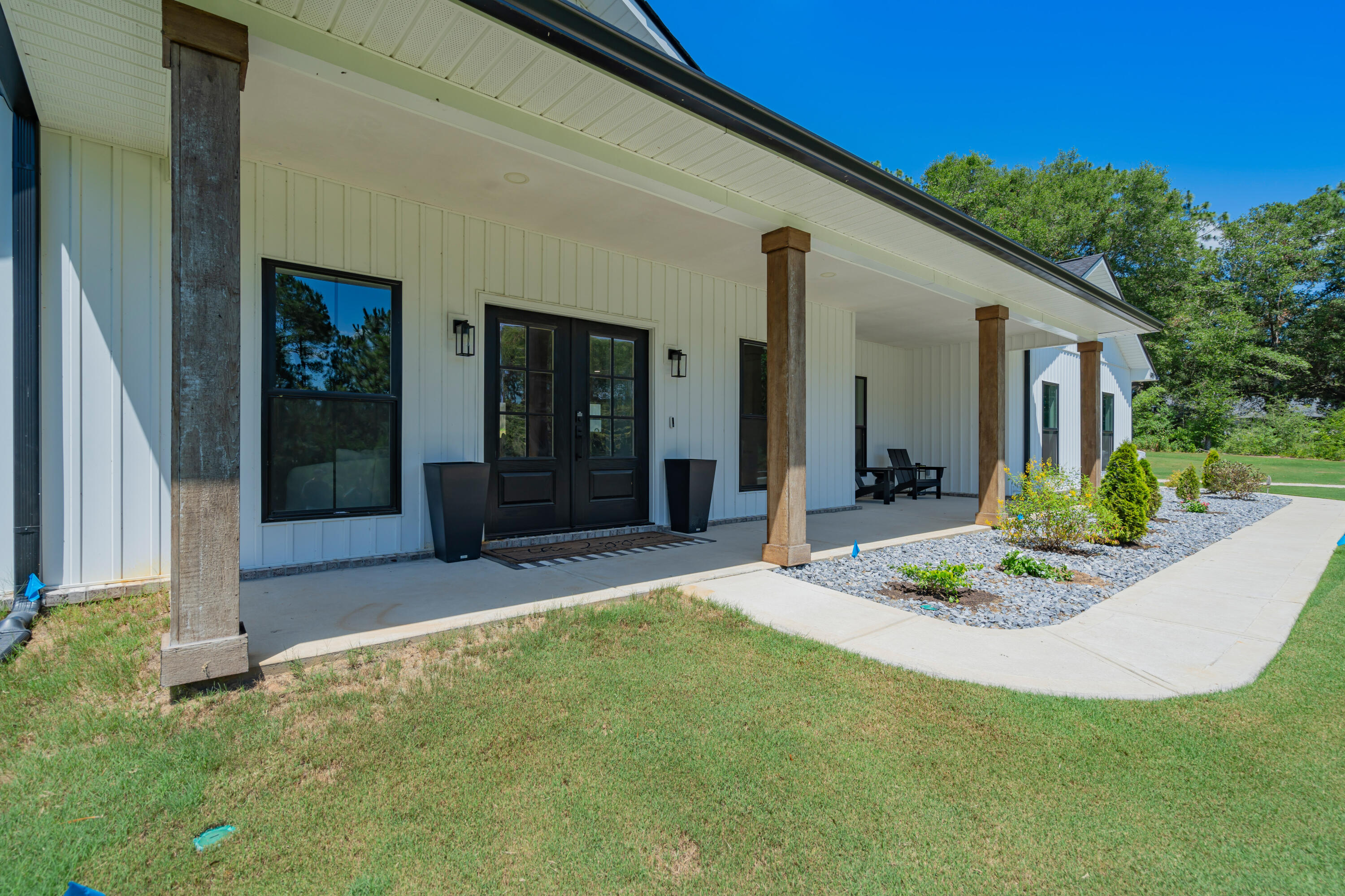 TWIN LAKES ESTATES - Residential