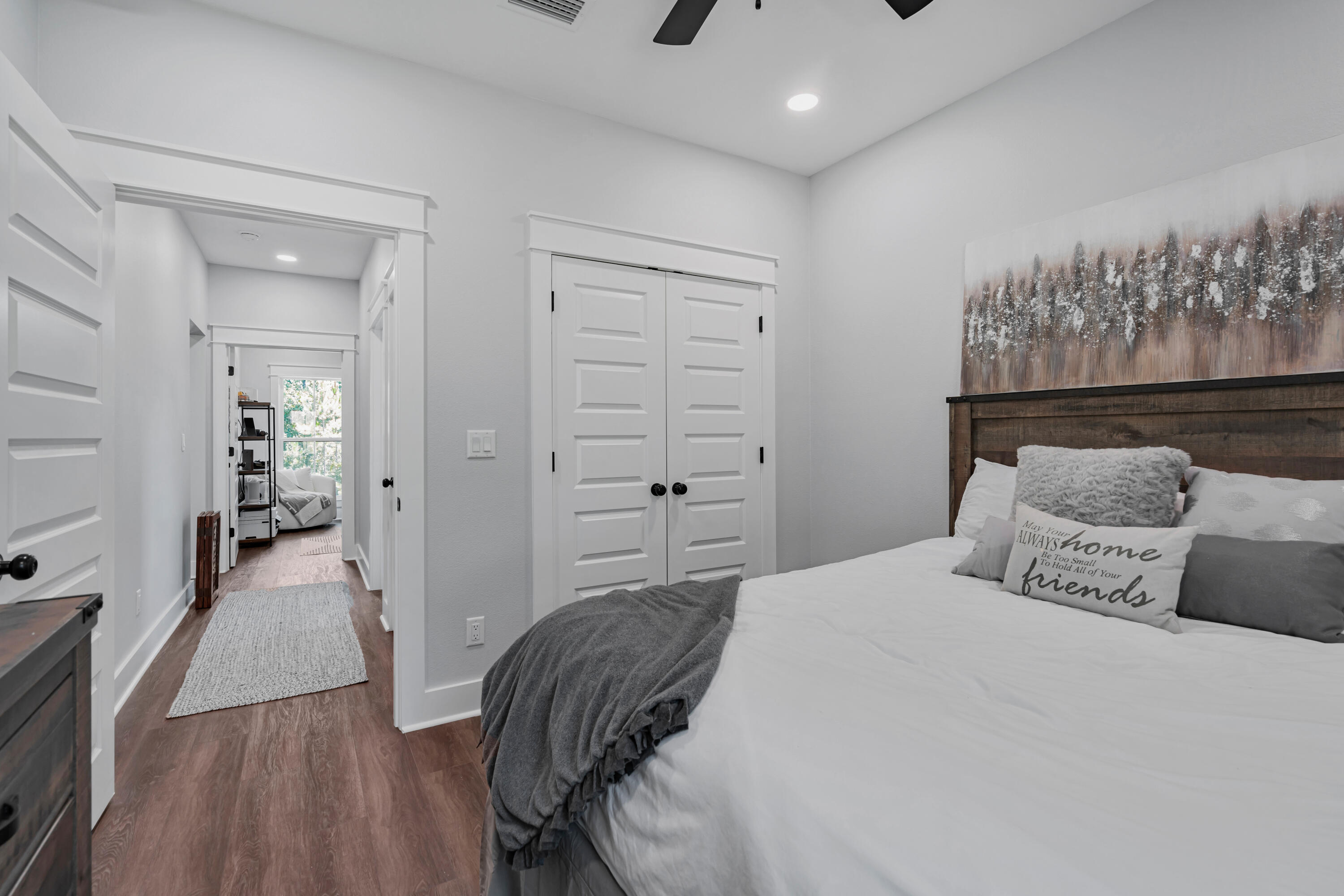 TWIN LAKES ESTATES - Residential