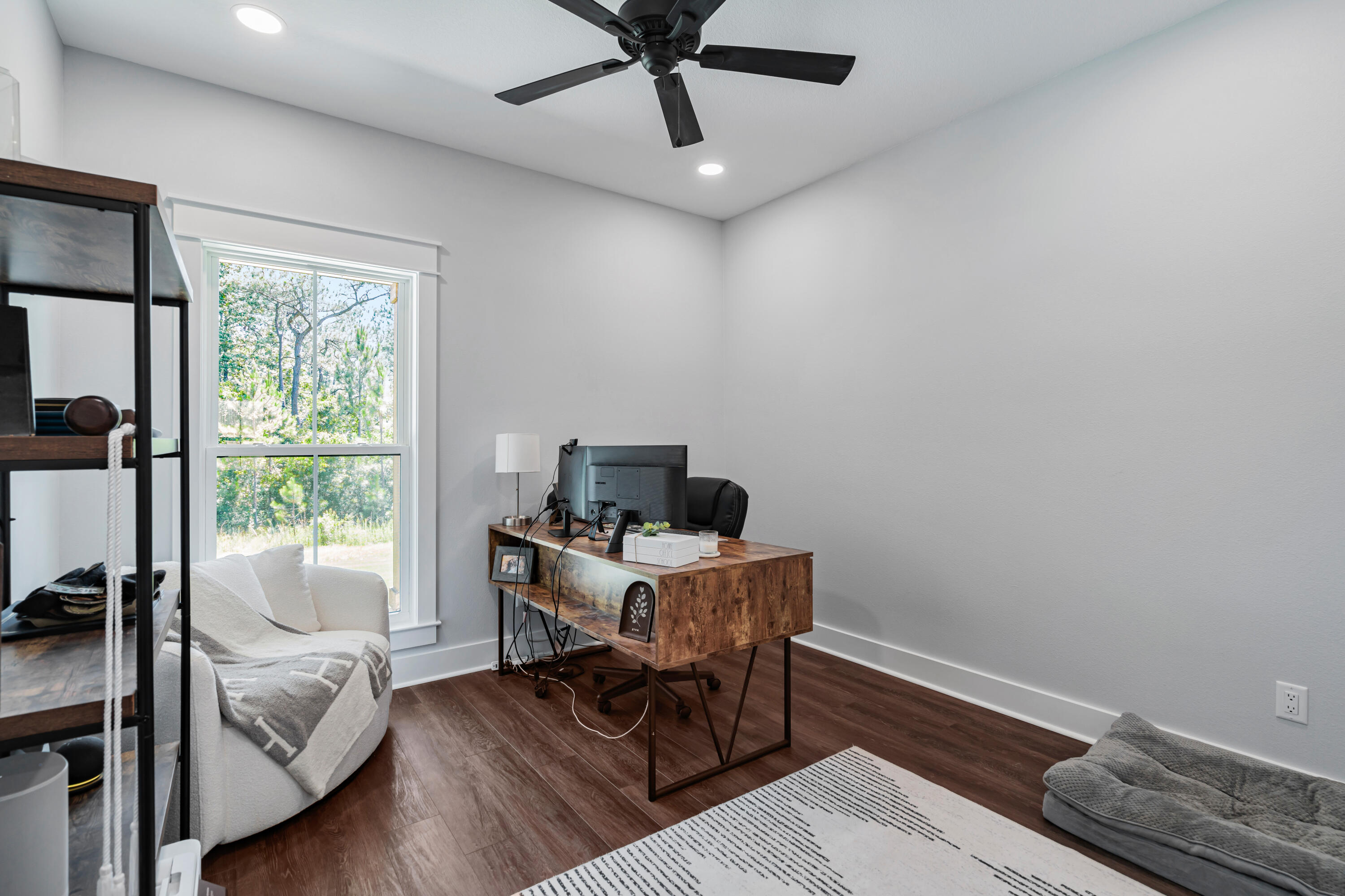 TWIN LAKES ESTATES - Residential