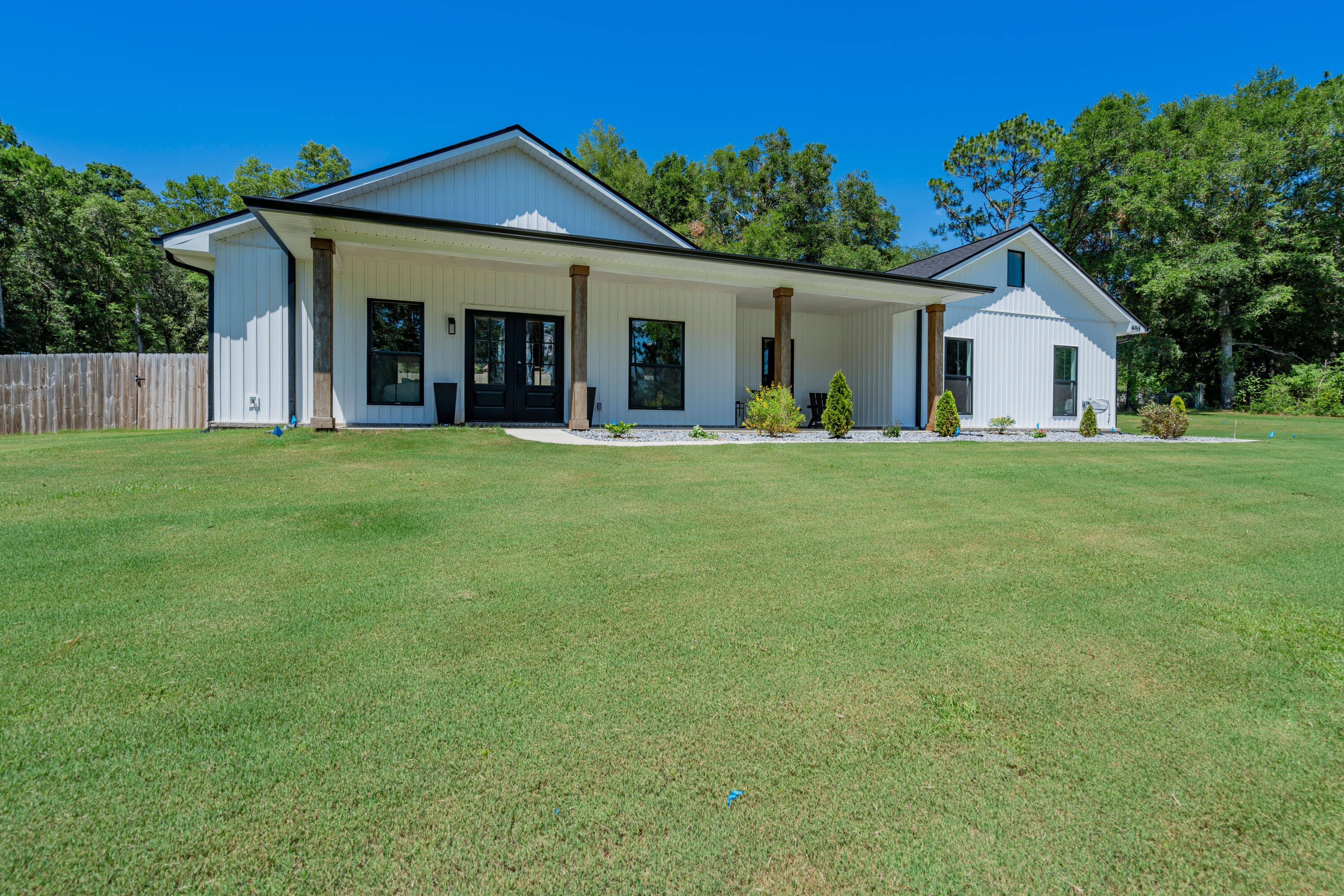 TWIN LAKES ESTATES - Residential
