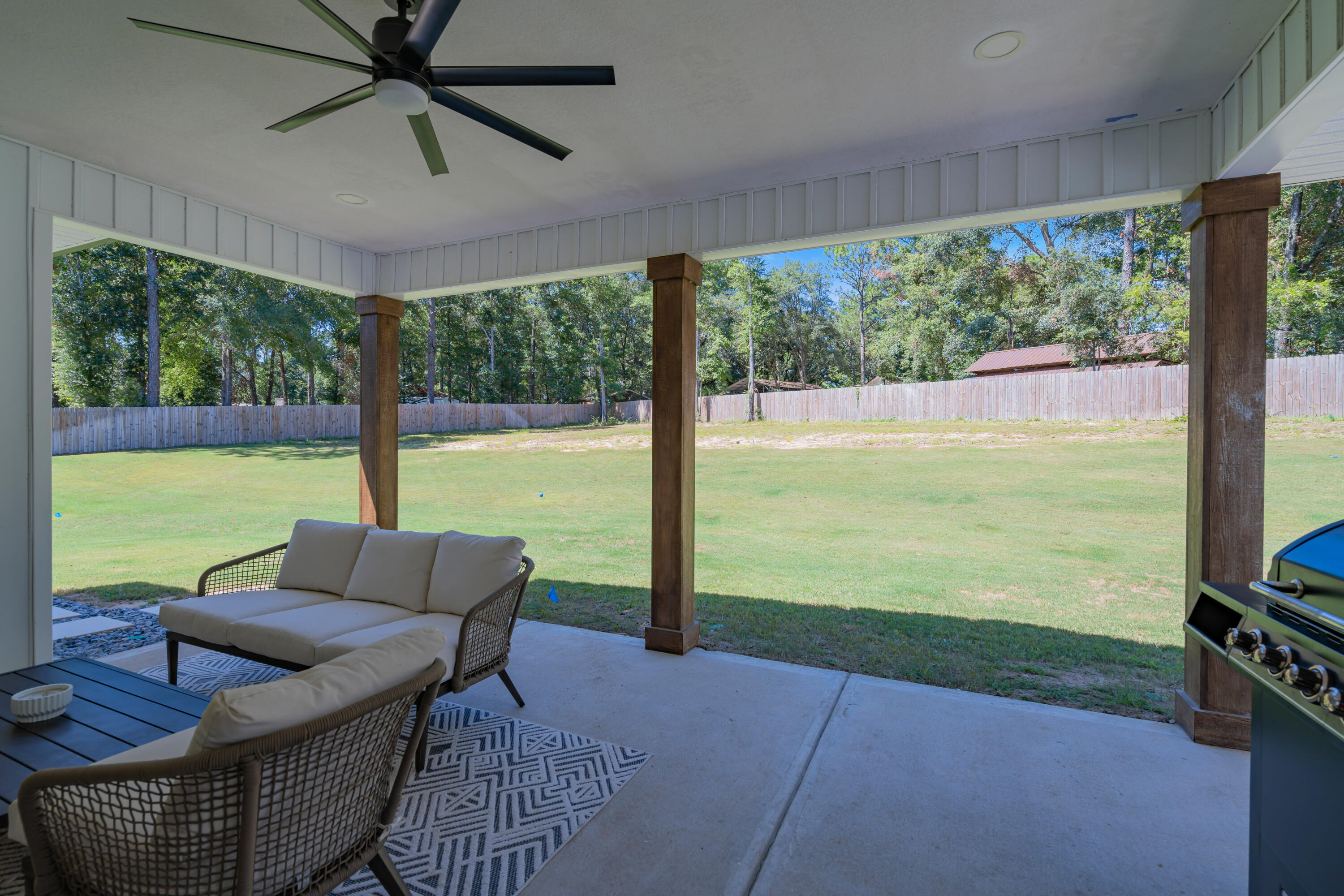 TWIN LAKES ESTATES - Residential