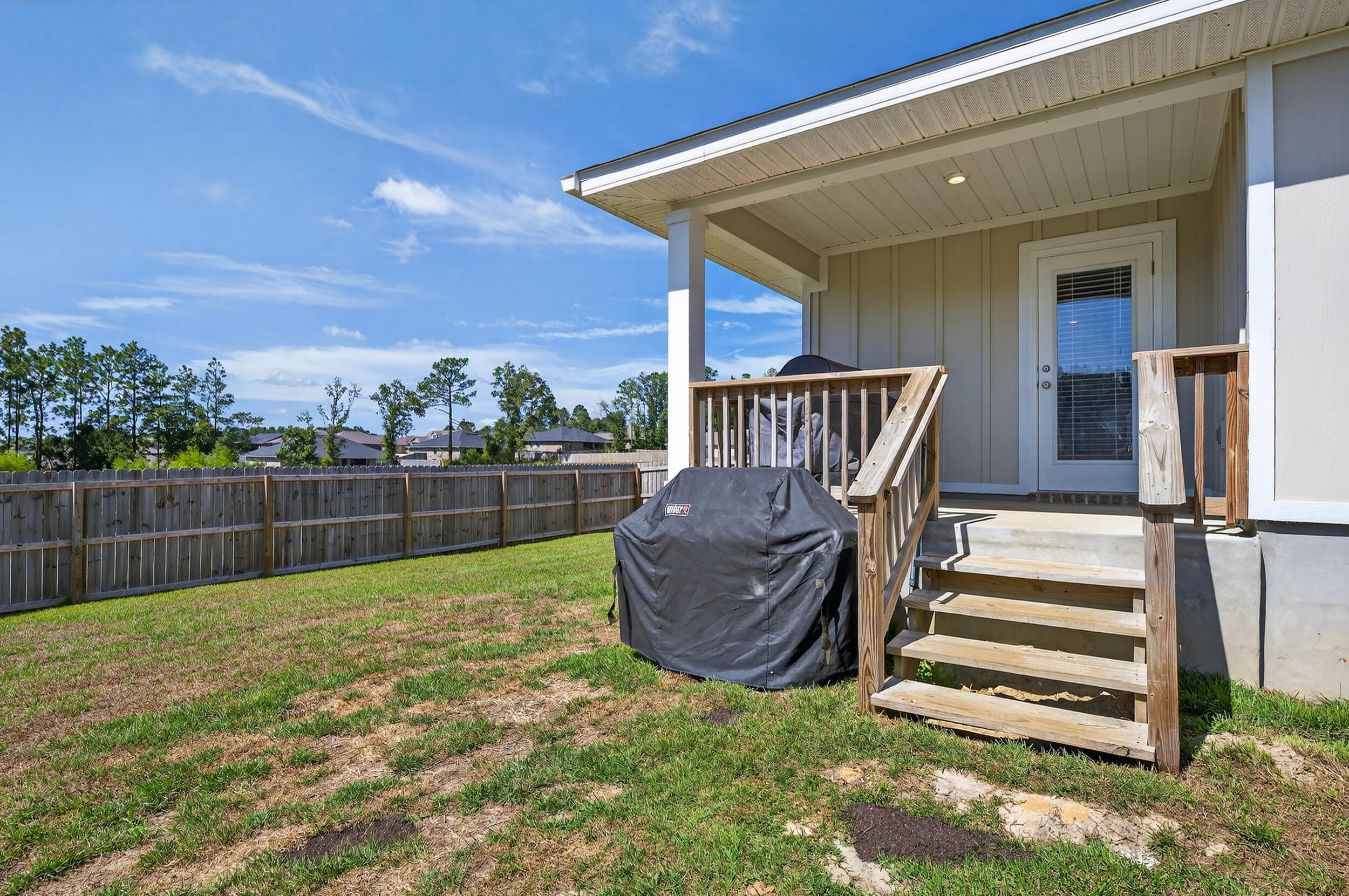 SILVER LAKE VILLAGE - Residential