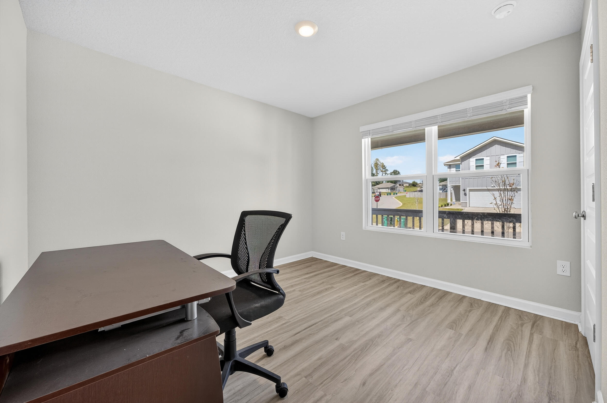 SILVER LAKE VILLAGE - Residential
