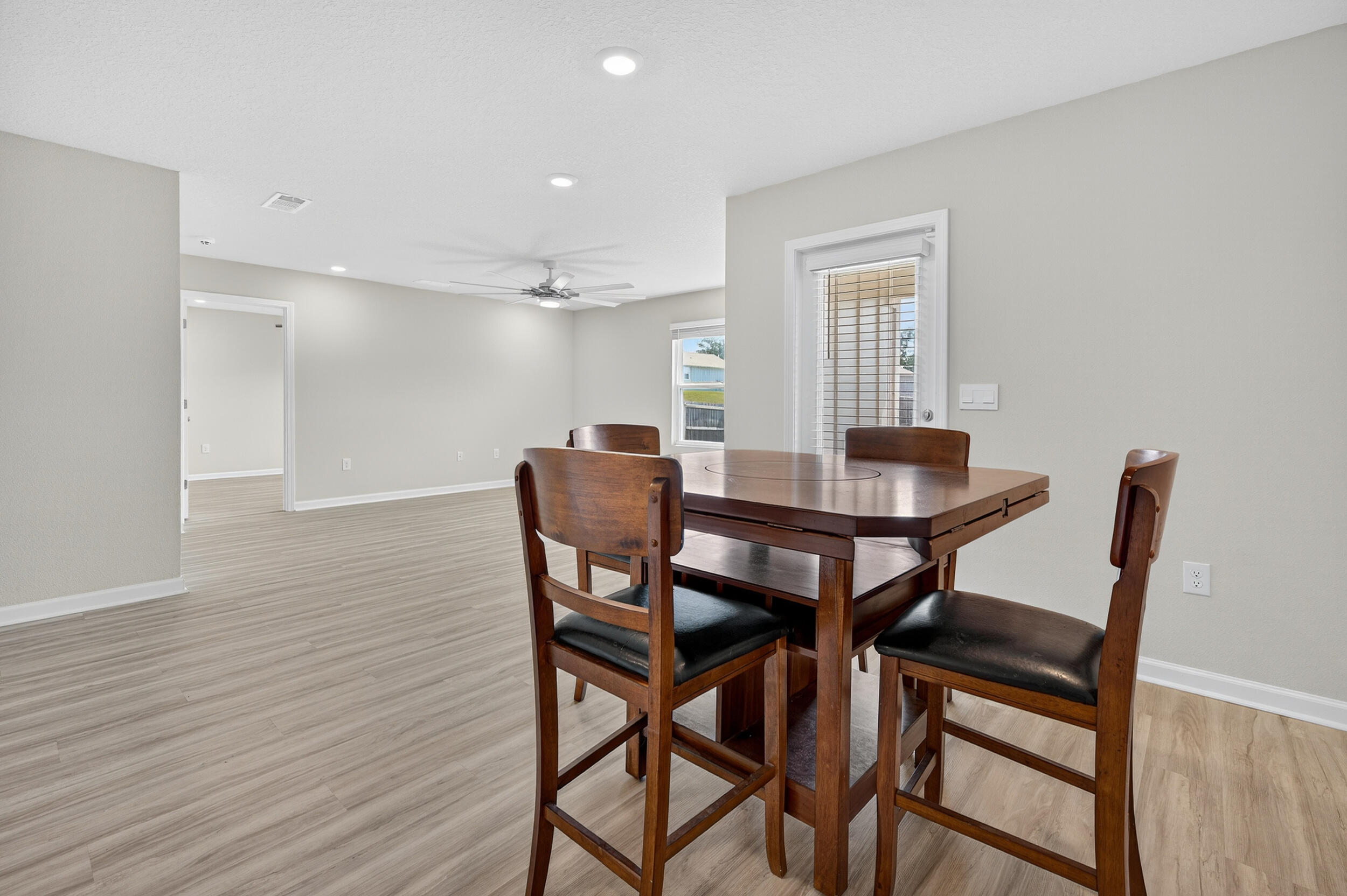 SILVER LAKE VILLAGE - Residential