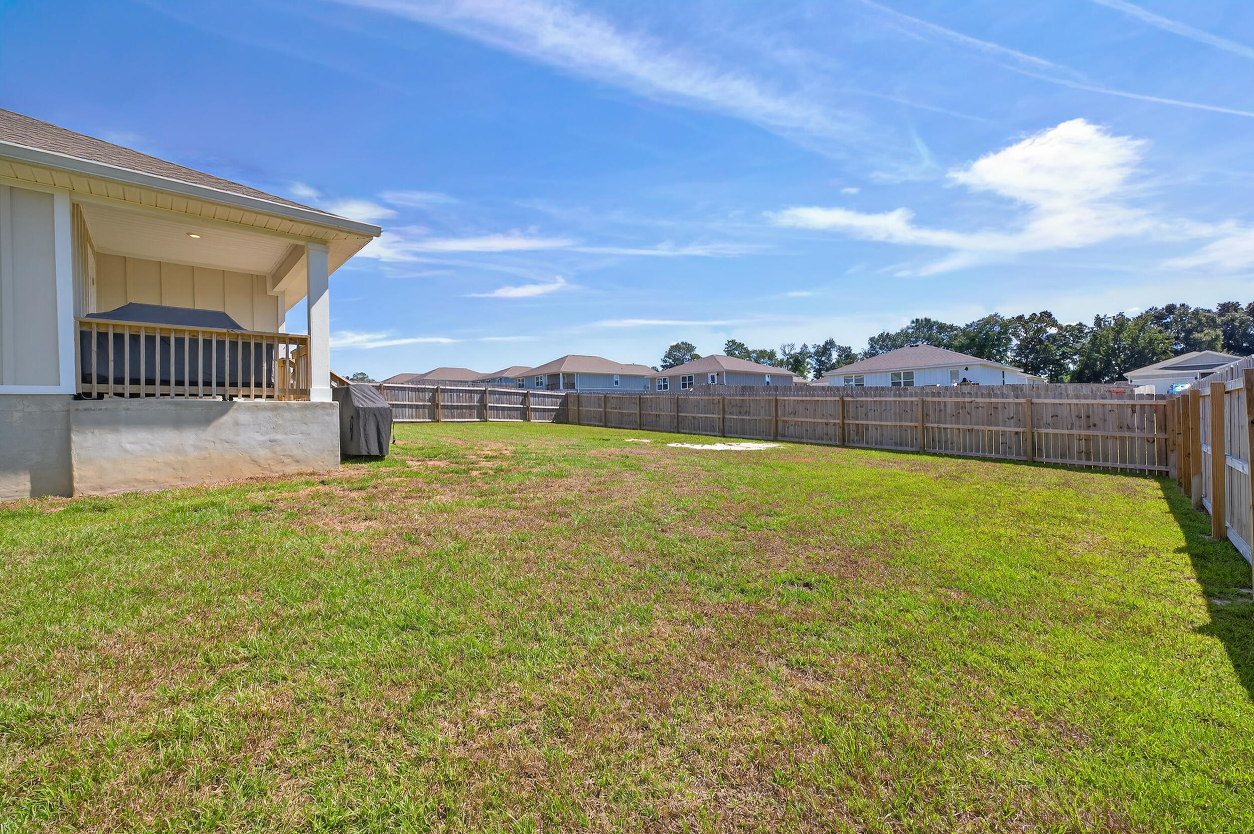 SILVER LAKE VILLAGE - Residential
