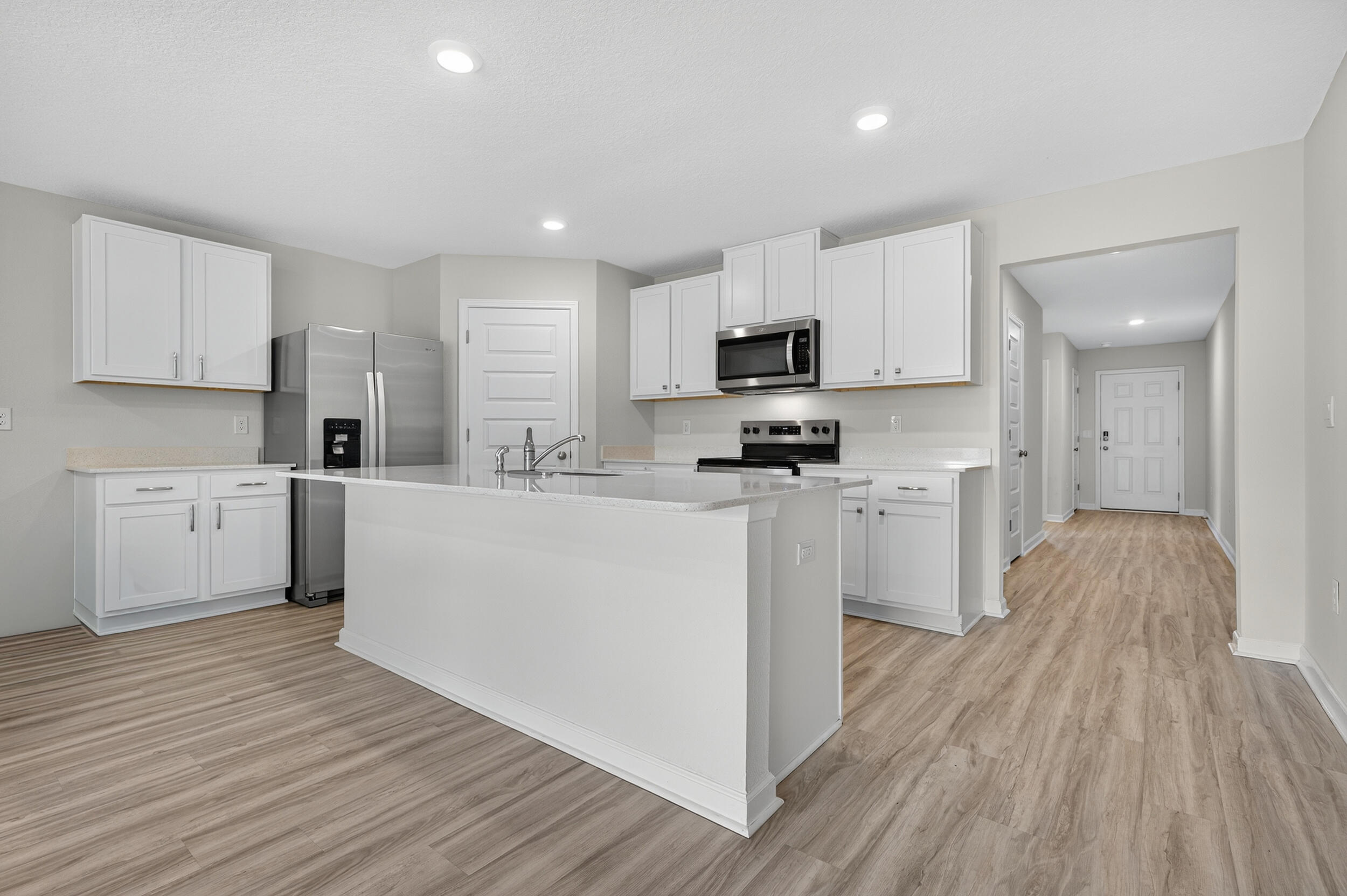 SILVER LAKE VILLAGE - Residential